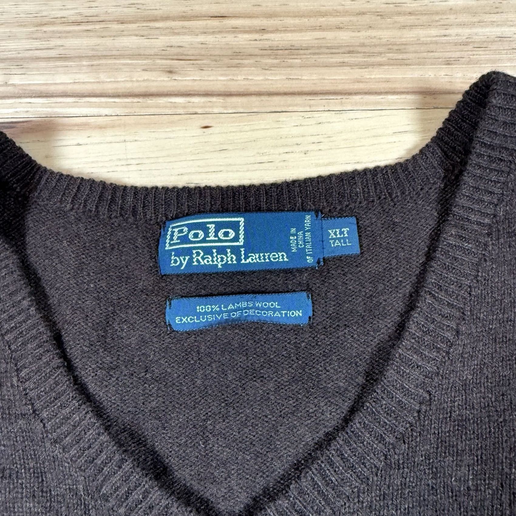 Ralph Lauren VINTAGE Ralph Lauren Sweater Mens XL Lambswool Brown V Neck Crew Neck Pullover Knit Italy 90s Mens Size US XL / EU 56 / 4 - 4 Thumbnail