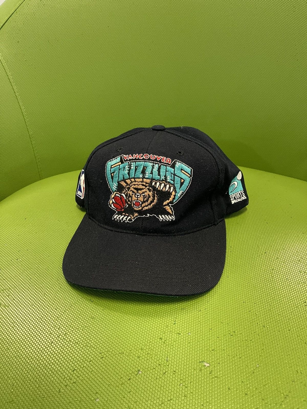 NBA VTG Sports Specialties Vancouver Grizzlies Plain Logo Hat Size ONE SIZE - 1 Thumbnail