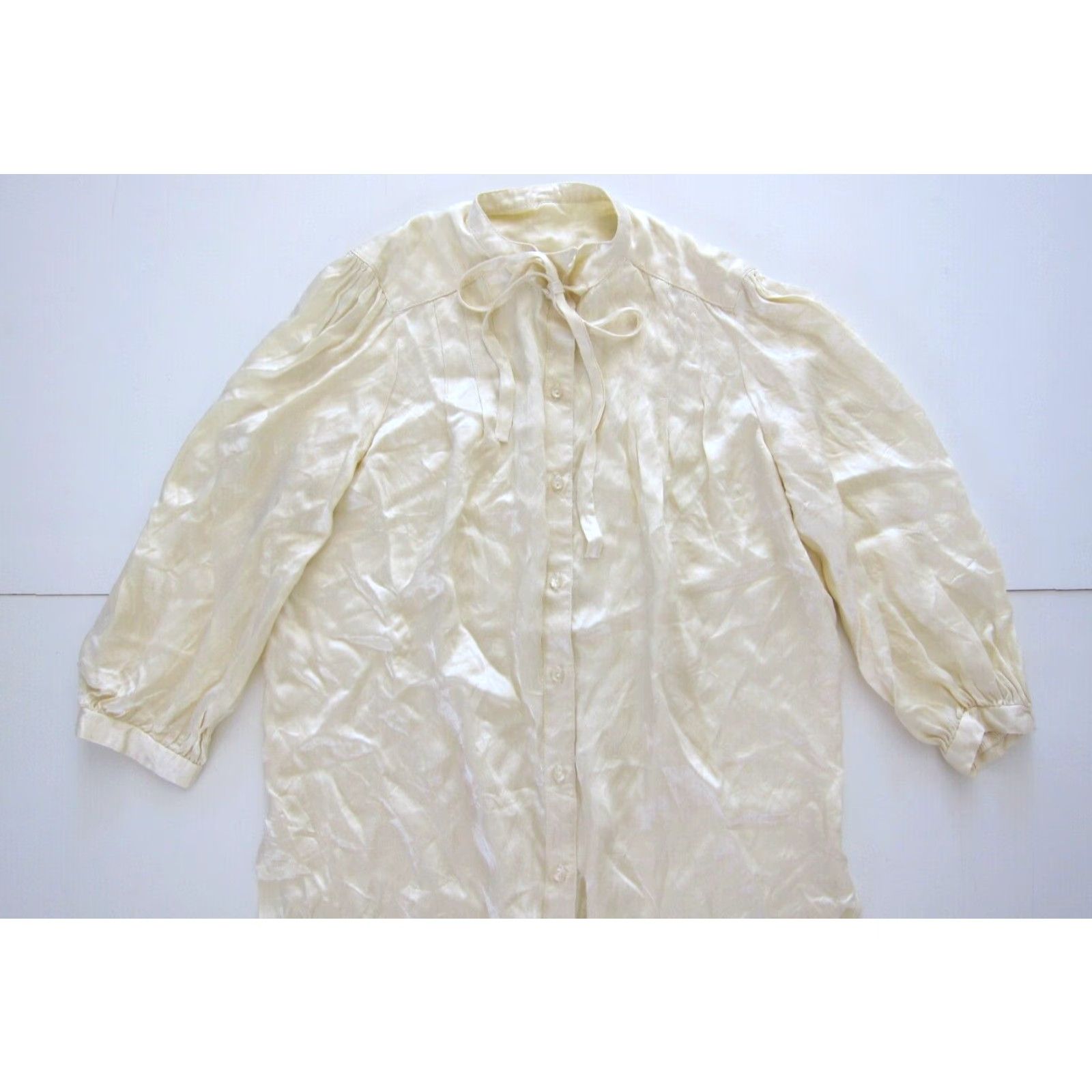 Vintage VINTAGE Just Tops Of California Ivory Silky Button Down 3/4 Sleeve Blouse M Size M / US 6-8 / IT 42-44 - 3 Thumbnail