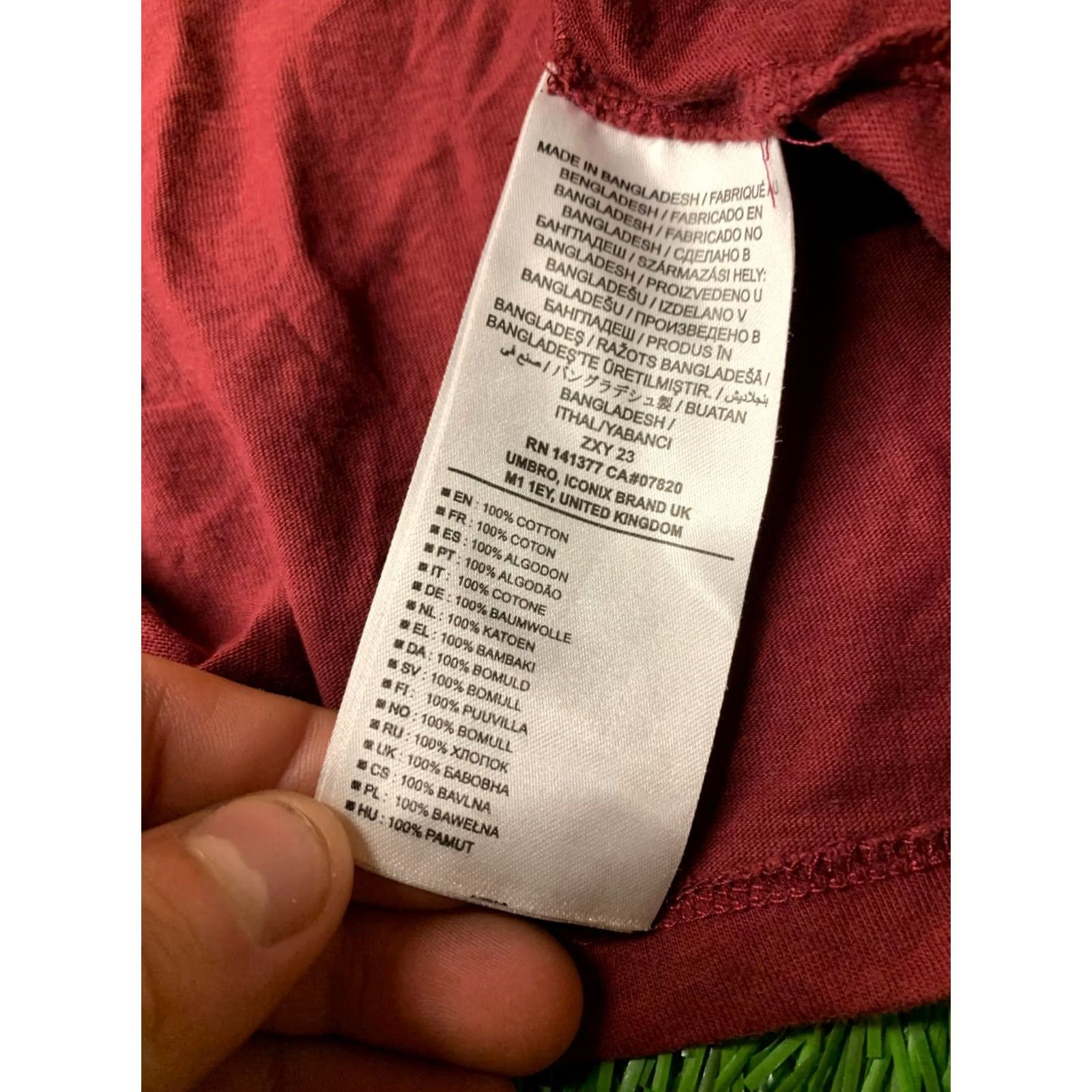 Umbro UMBRO ORIGINAL 2018 MEN CASUAL STRIPES SHIRT TEE JERSEY SIZE MEDIUM Size US M / EU 48-50 / 2 - 6 Thumbnail