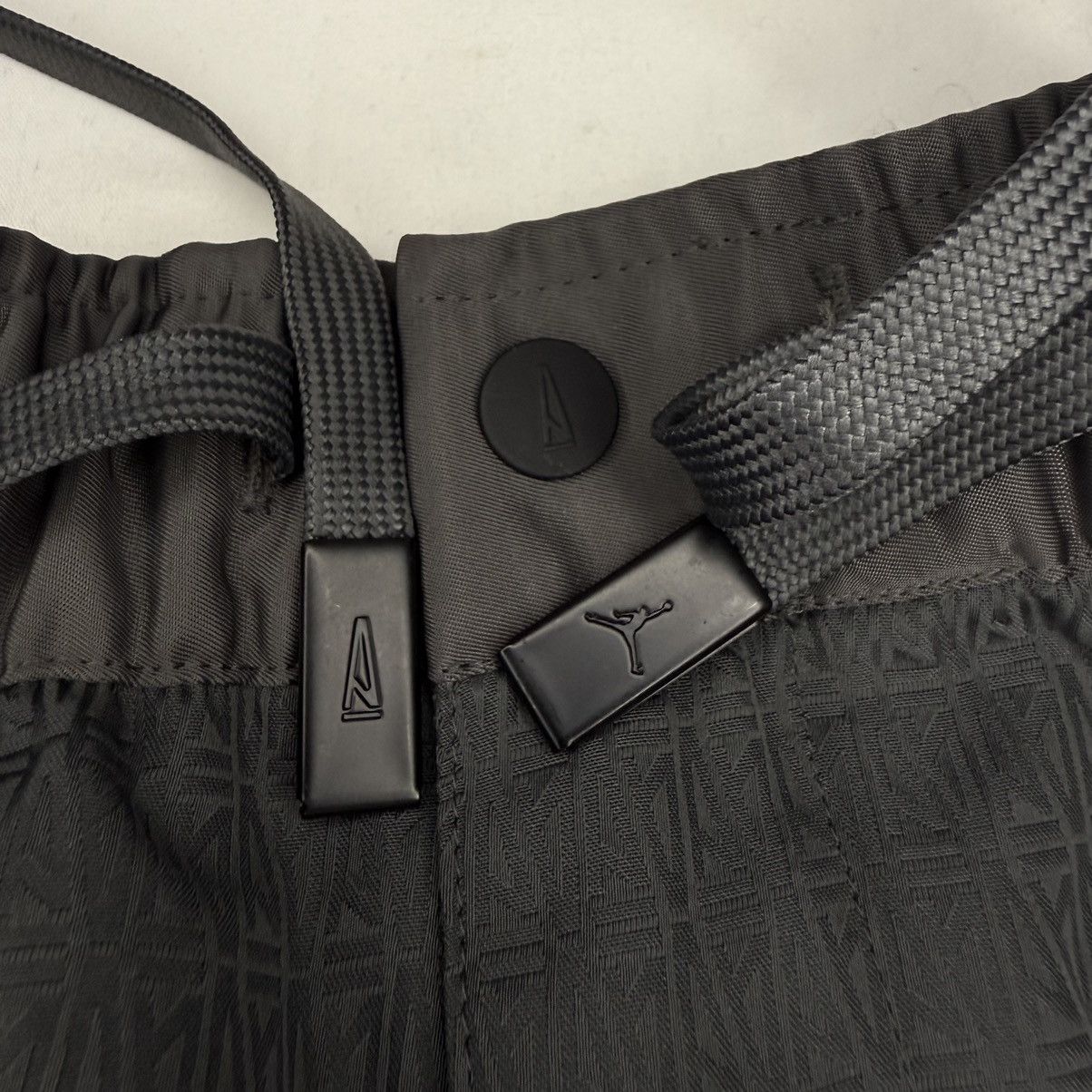 A Ma Maniere × Jordan Brand Jordan A Ma Maniere Full Print Jaguar Knit Shorts Size US 36 / EU 52 - 10 Thumbnail