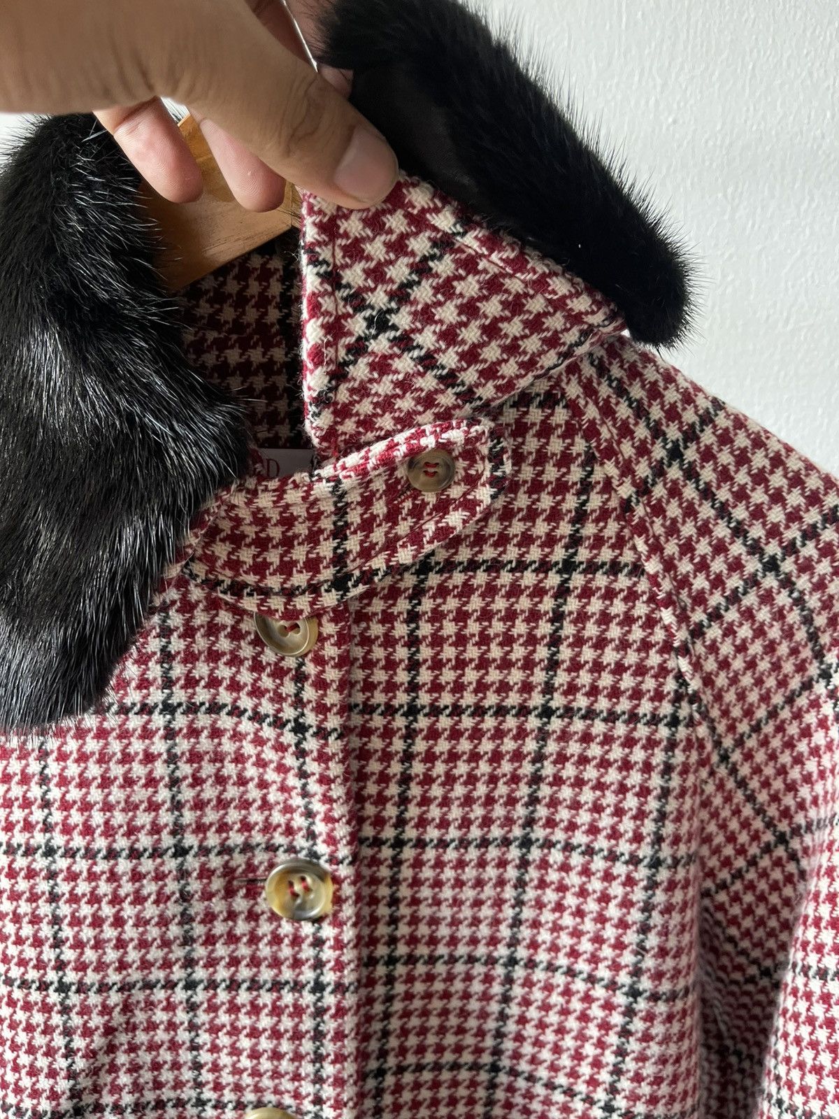 RED Valentino $2000 Red Velentino short Coat With Fur Collar 10 Size M / US 6-8 / IT 42-44 - 6 Thumbnail