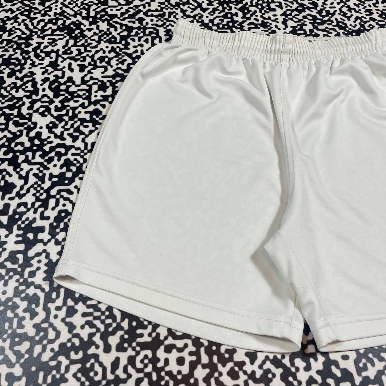 Nike Vintage Y2K Nike Swoosh Logo Sport Retro Shorts 90s Style Size US 30 / EU 46 - 2 Thumbnail