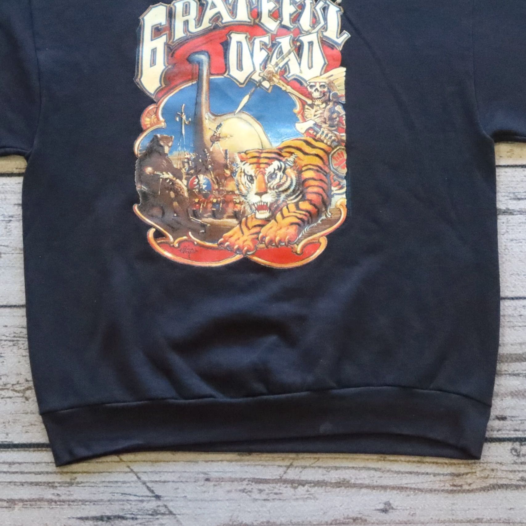 Vintage VINTAGE Grateful Dead Rick Griffin Crewneck Sweatshirt Men L Black Pullover Size L Grateful Dead Sweatshirt Vintage Crewneck Mens L Black Size US L / EU 52-54 / 3 - 3 Thumbnail