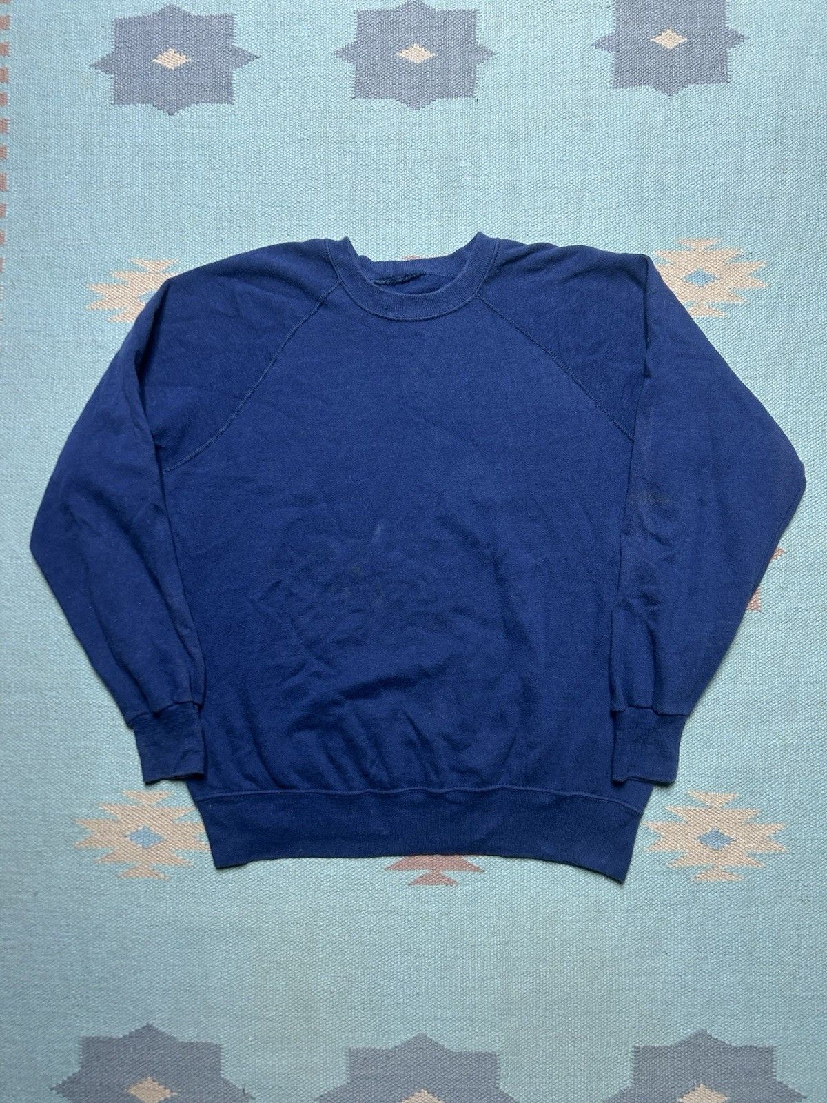 Vintage Vintage 70s crewneck sweatshirt navy blue blank raglan XL Size US XL / EU 56 / 4 - 1 Thumbnail