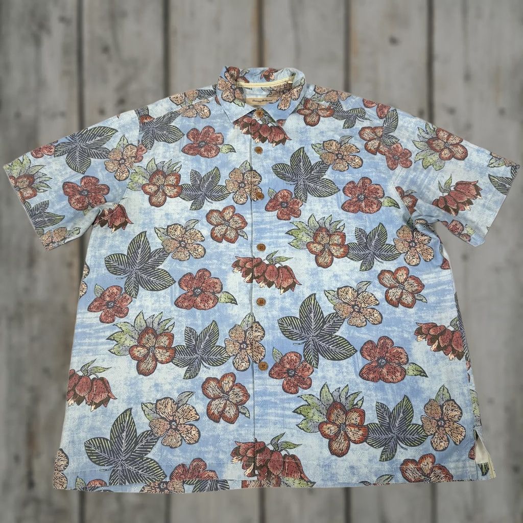 Tommy Bahama Tommy Bahama Shirt Mens XL Blue Floral Hawaiian Silk Button Up Beach Aloha Size US XL / EU 56 / 4 - 1 Thumbnail