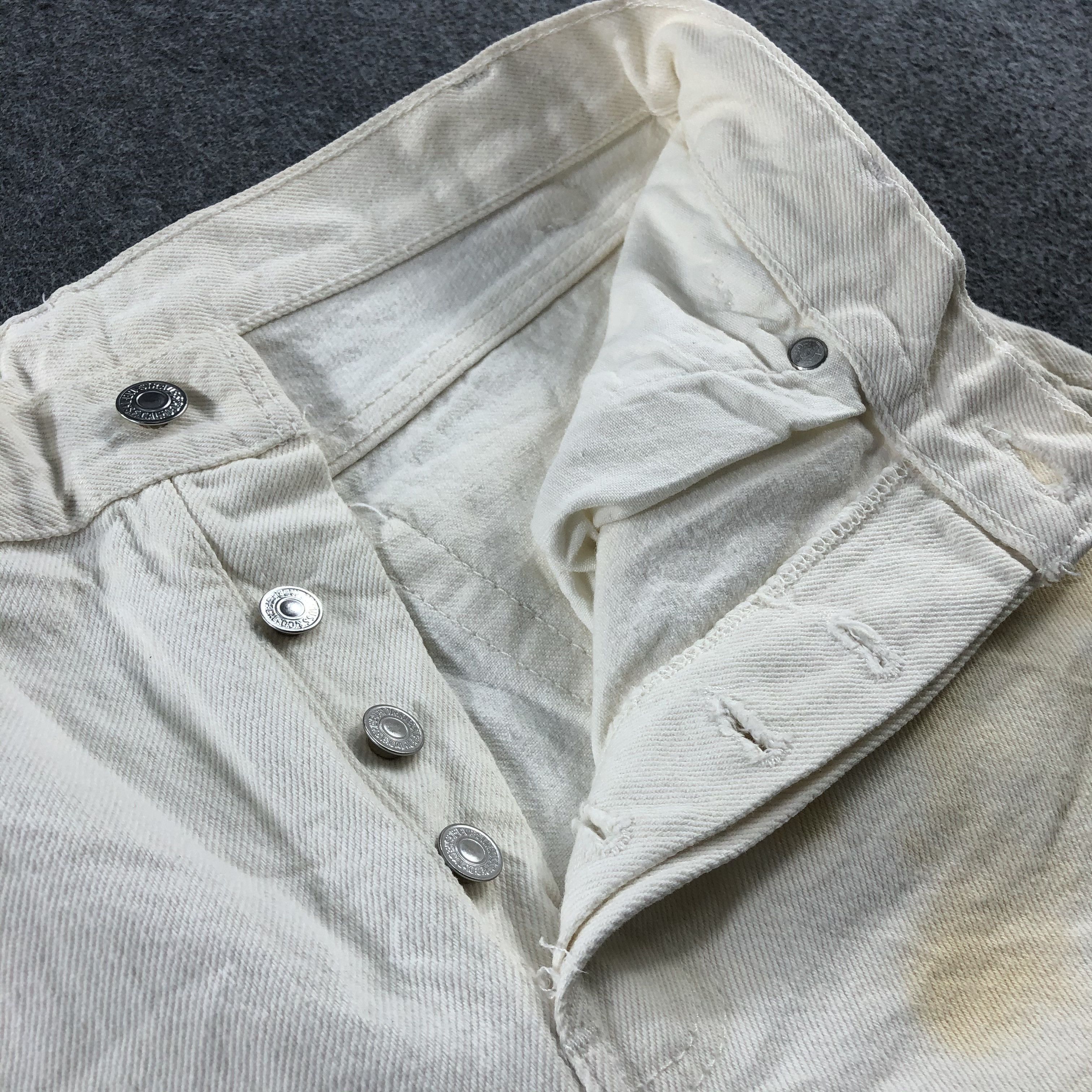 Levi's × Vintage 90s Vintage Light Wash Levis 701 Jeans-J2366 Size US 28 / EU 44 - 9 Thumbnail