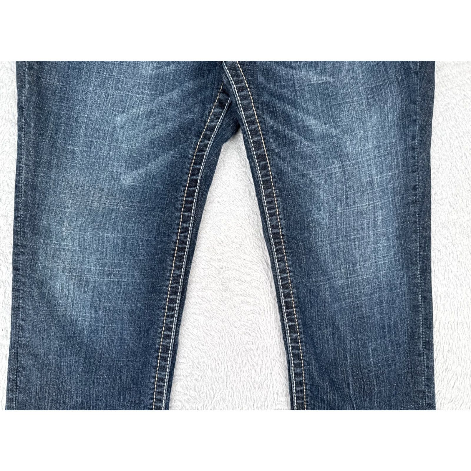 Denime a.n.a Jeans Womens 8 Blue Denim Crop Straight Leg Embroidered Mid Rise 29x24 Jeans Size 30" / US 8 / IT 44 - 3 Thumbnail