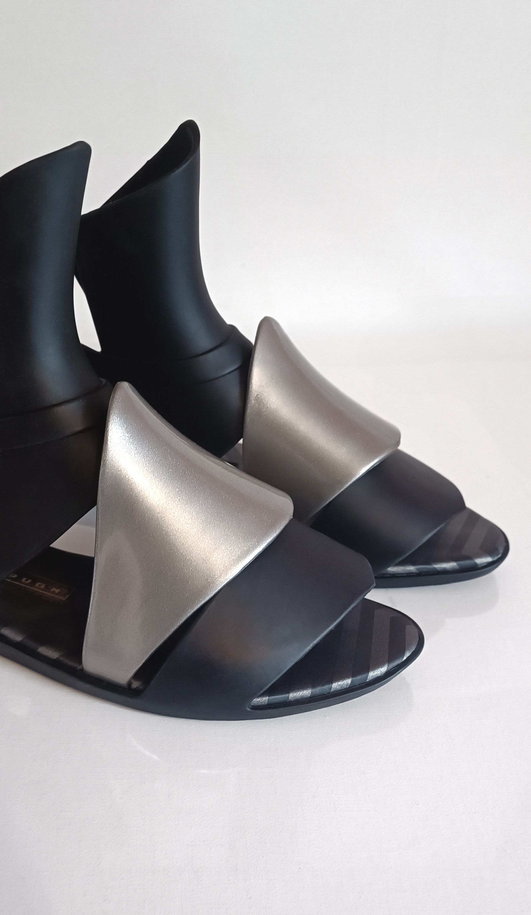 Gareth Pugh Gareth Pugh x Melissa Aileron Gladiator Sandal (2011) Size US 7 / IT 37 - 9 Thumbnail