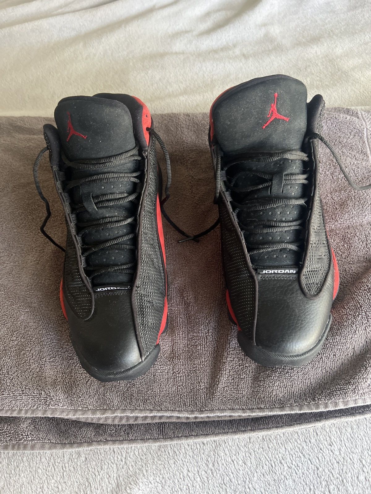 Jordan Brand × Nike Jordan 13 ‘Bred’ 2017 Size US 10.5 / EU 43-44 - 3 Thumbnail