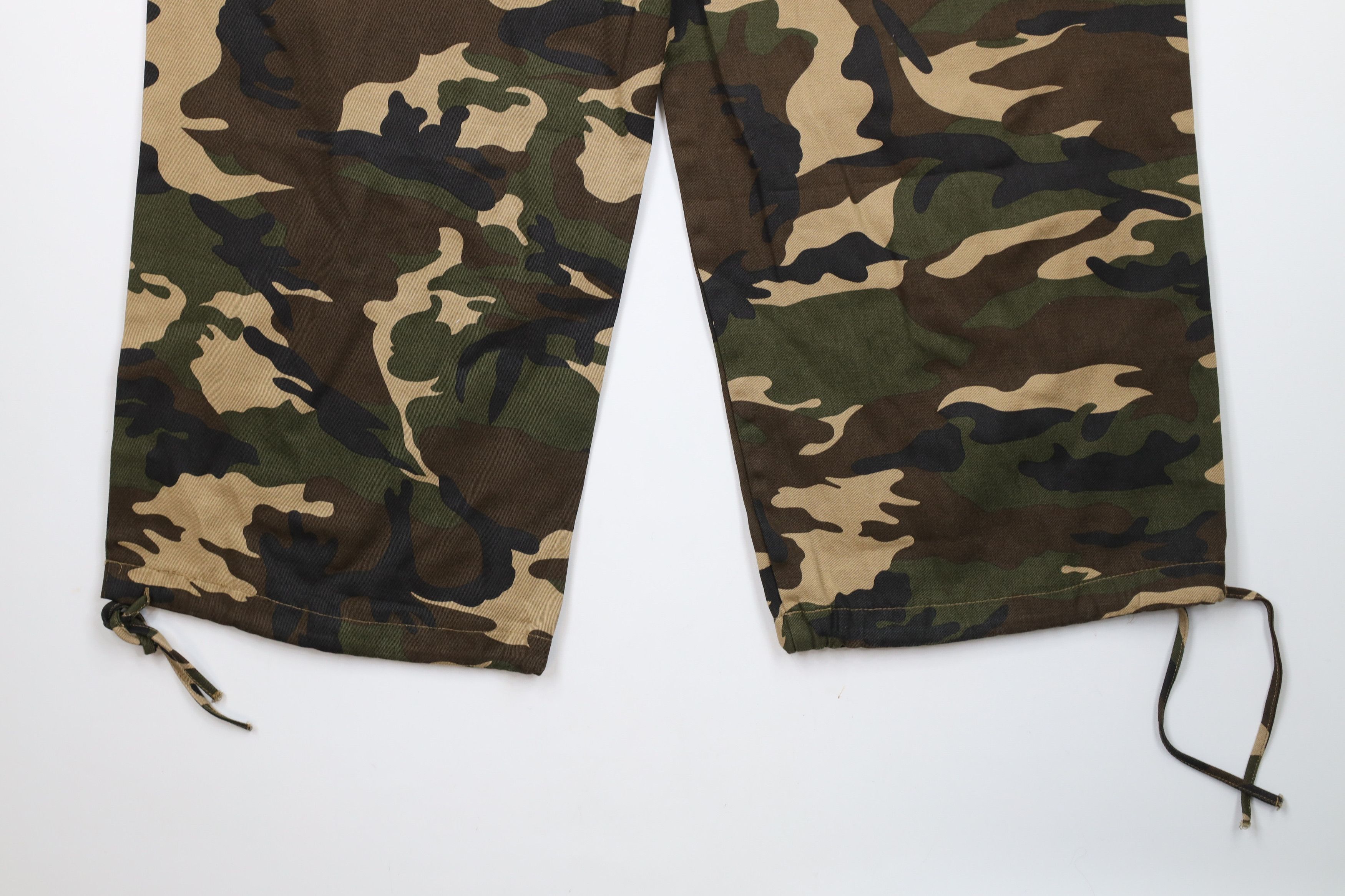 Vintage Vintage 90s Y2K Streetwear Wide Leg Camouflage Cargo Pants Size US 38 / EU 54 - 9 Thumbnail