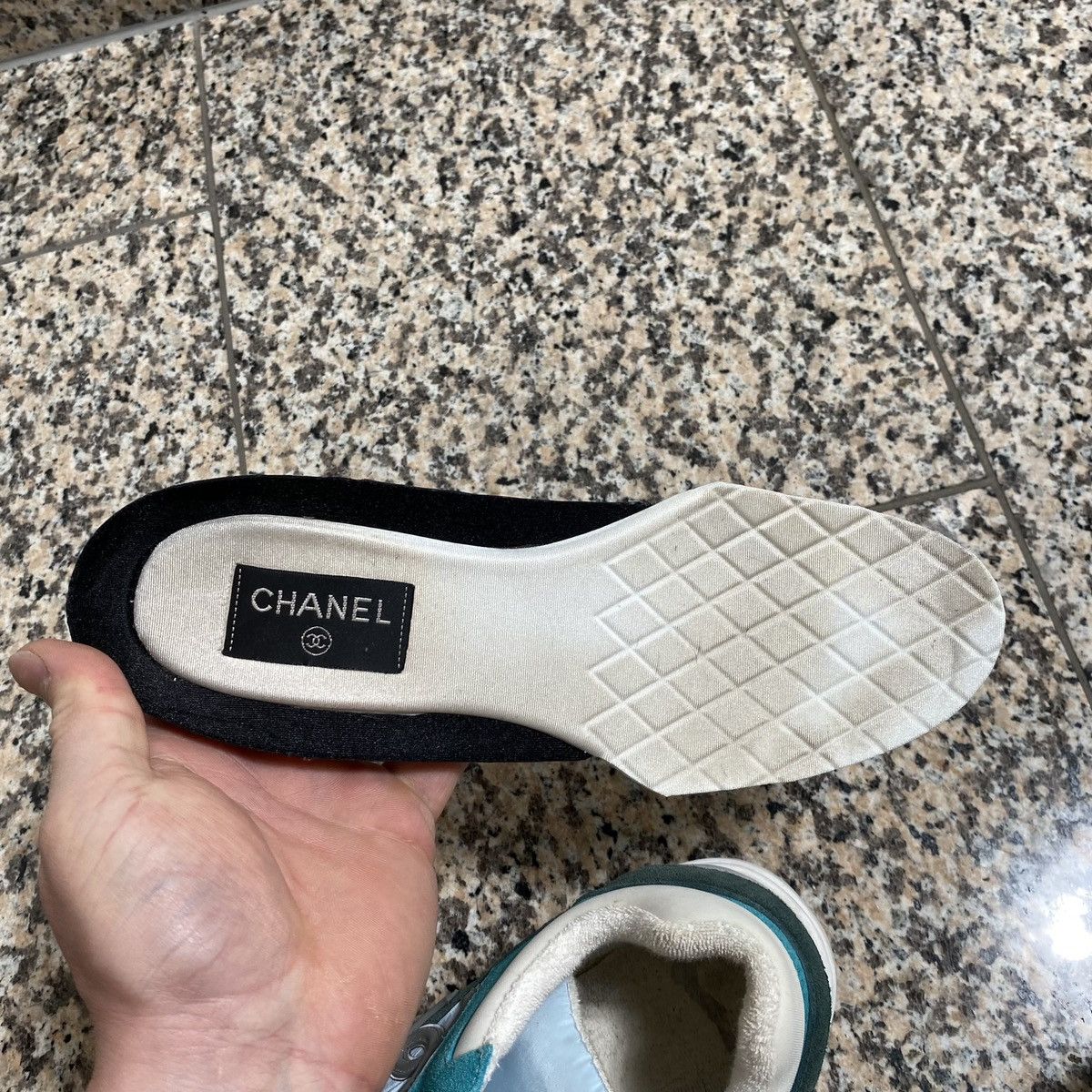Chanel Chanel Sneakers Suede Nylon Reflective (2019) Size US 6.5 / EU 39-40 - 14 Thumbnail