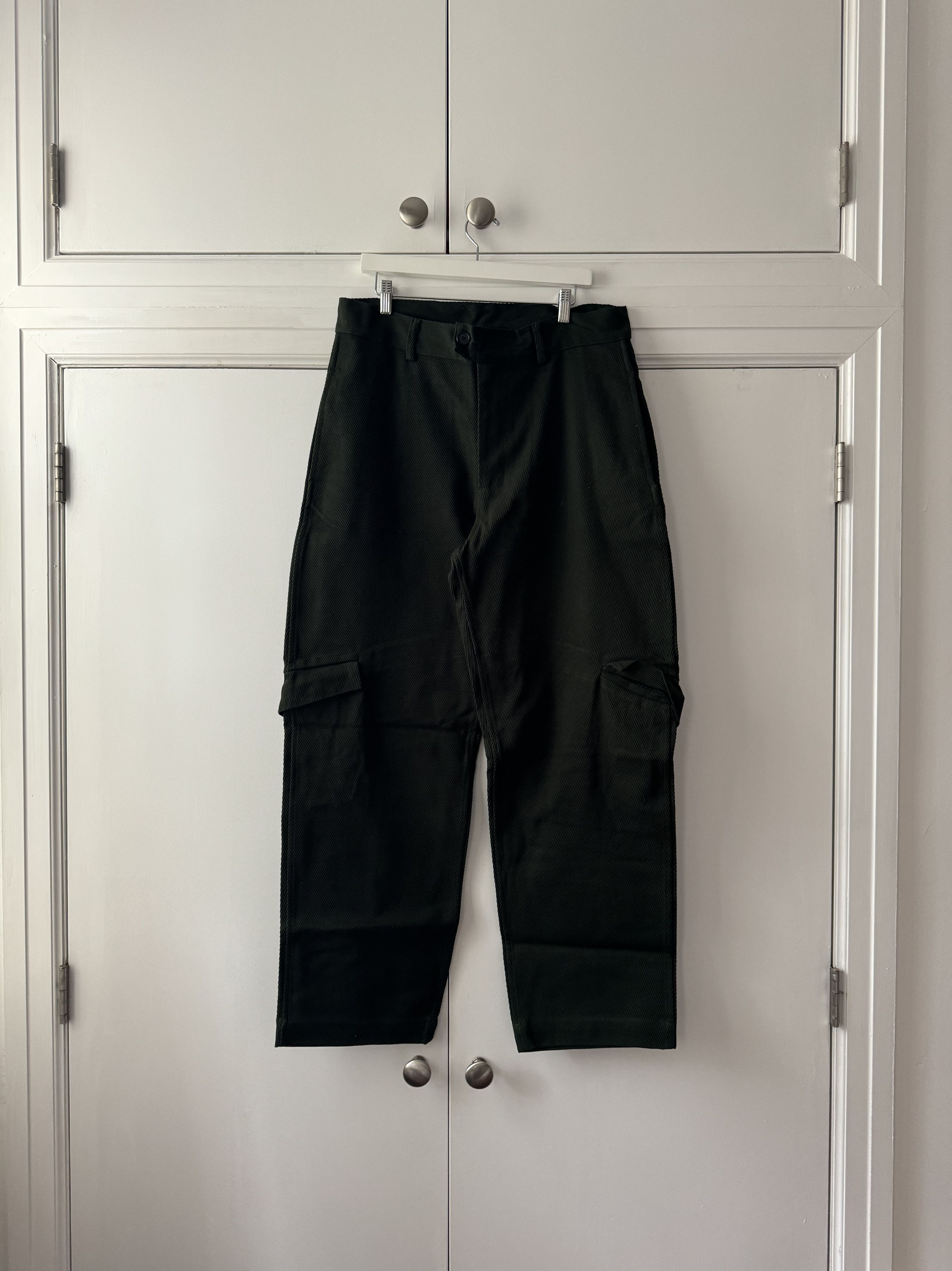 And Austin Olive Cargo Pants Size US 36 / EU 52 - 1 Thumbnail