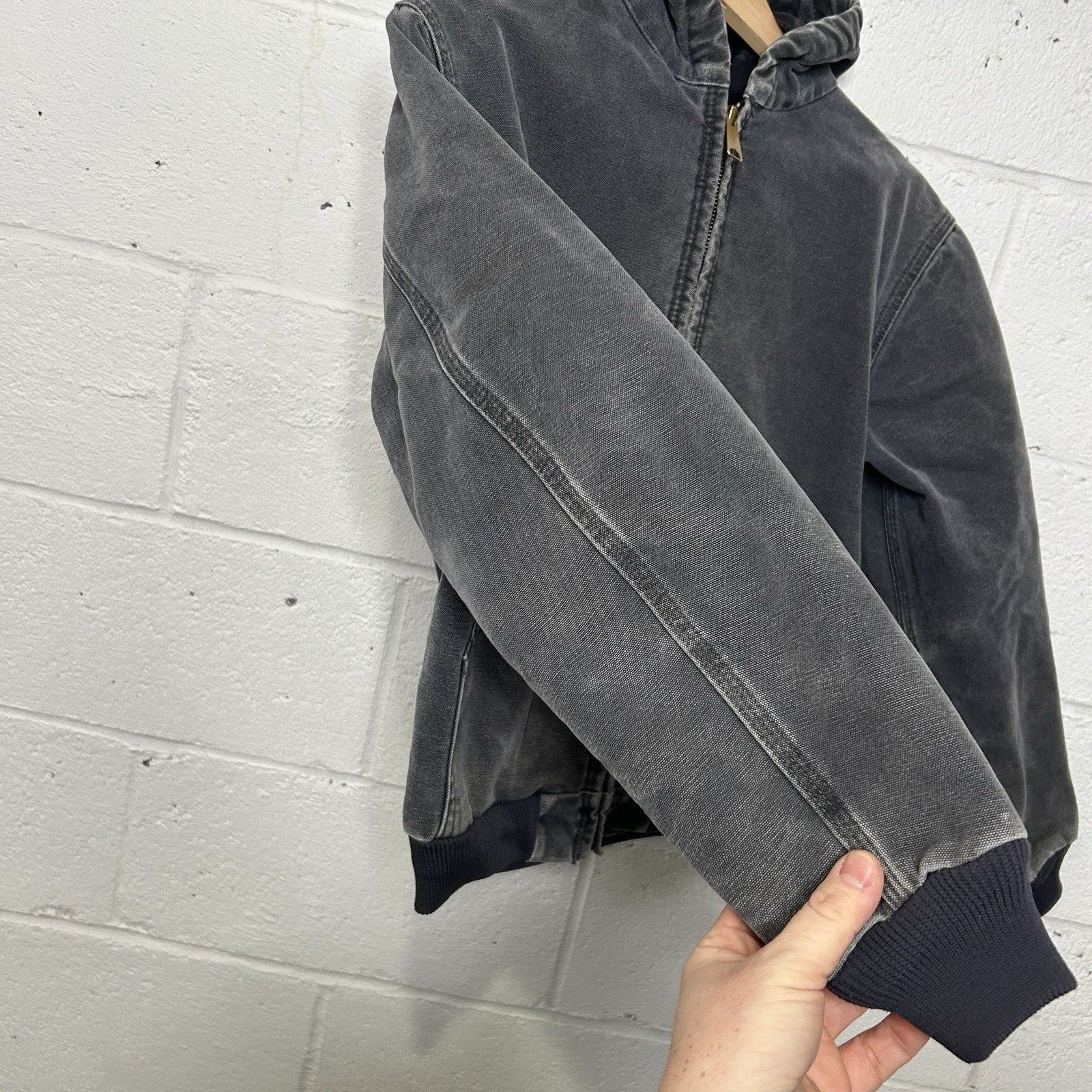 Carhartt Vintage Carhartt Quilted Hooded Active Jacket “Petrol Gray” Size XS / US 0-2 / IT 36-38 - 5 Thumbnail