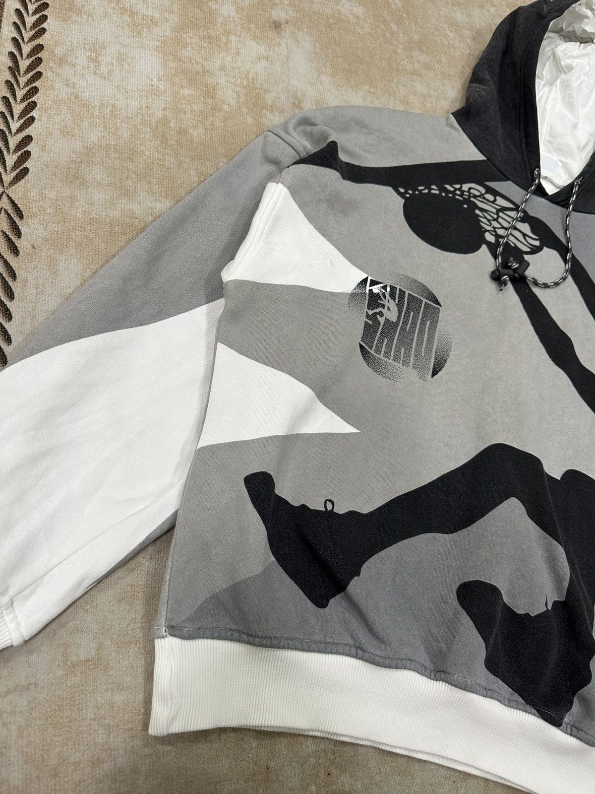 Reebok Vintage reebok Reebok Shaquille O'Neal hoodie. Size US XL / EU 56 / 4 - 8 Thumbnail