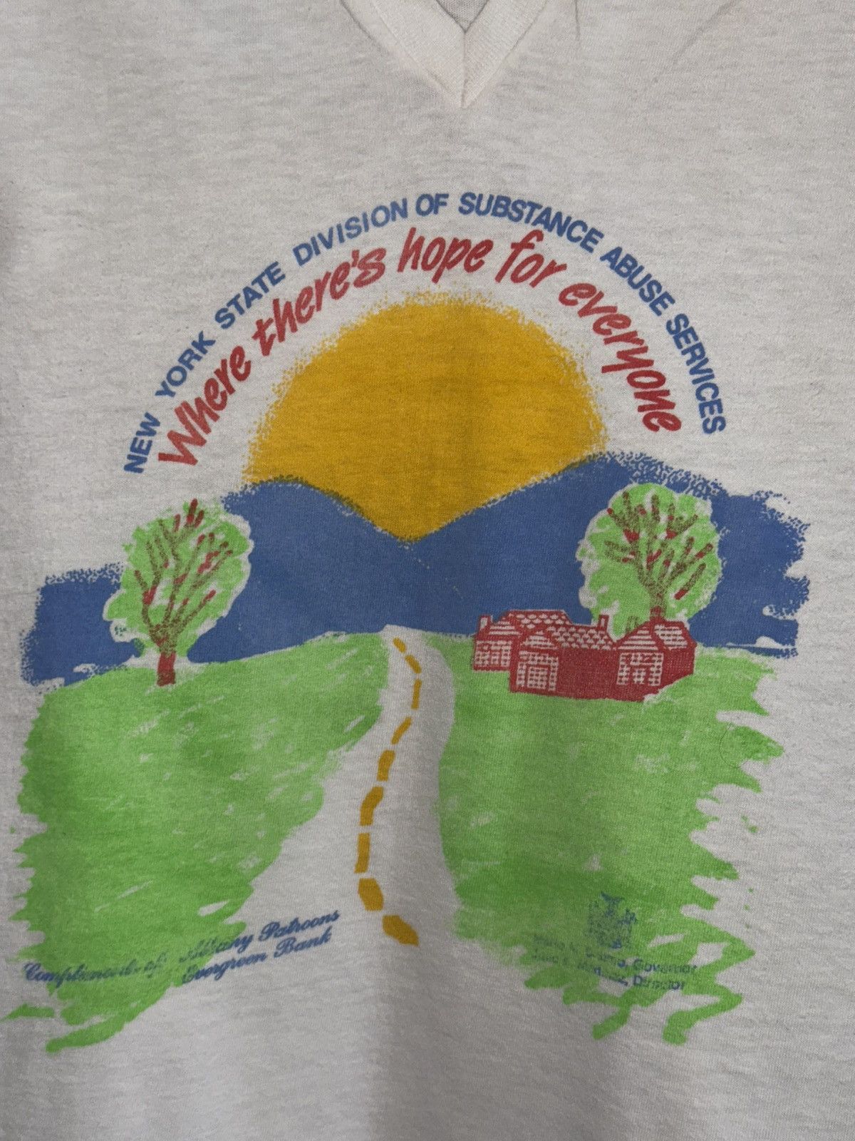 Vintage Vintage 80s NYC Substance Abuse There’s Hope to Grow V-Neck Size L / US 10 / IT 46 - 3 Thumbnail