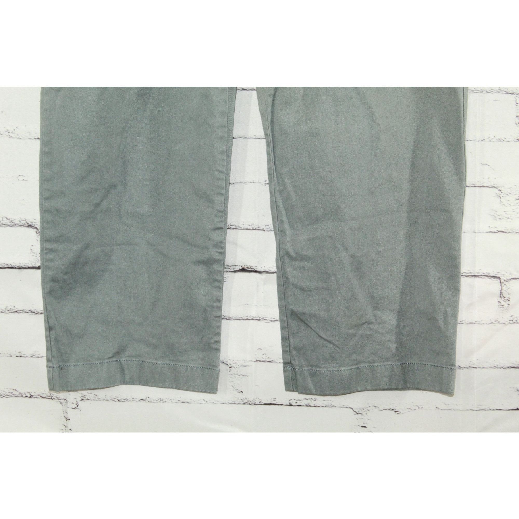 L.L. Bean LL Bean Men's Gray Natural Fit Pants Flat Front Chino Casual Size US 42 / EU 58 - 5 Thumbnail