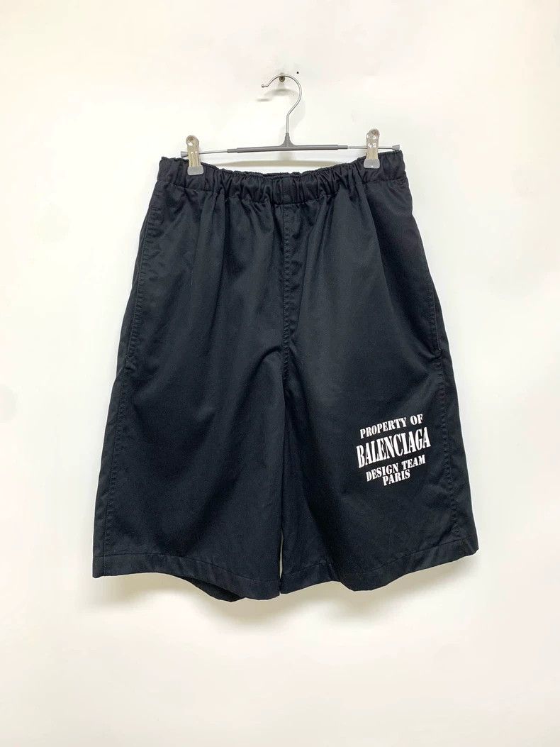 Balenciaga Balenciaga size L Printed nylon shorts Size US 30 / EU 46 - 1 Thumbnail