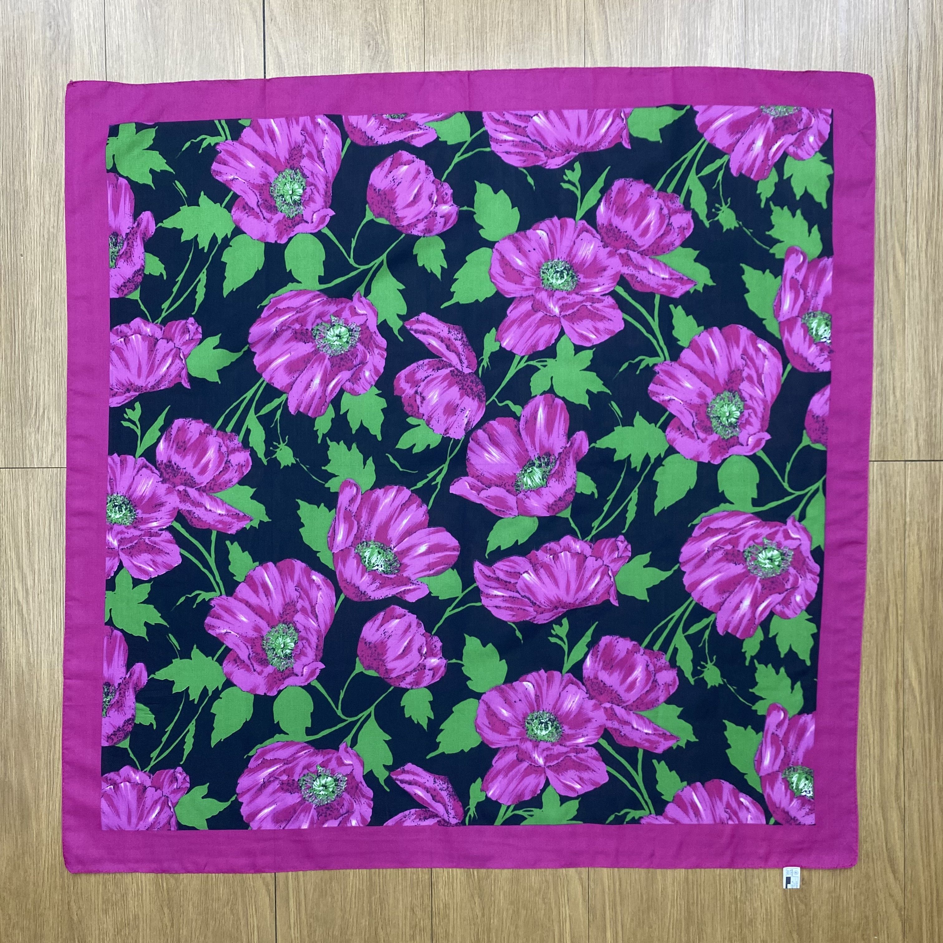 Designer × Vintage Vintage Floral Scarf Wrap Square Scarves SSC197 Size ONE SIZE - 1 Thumbnail