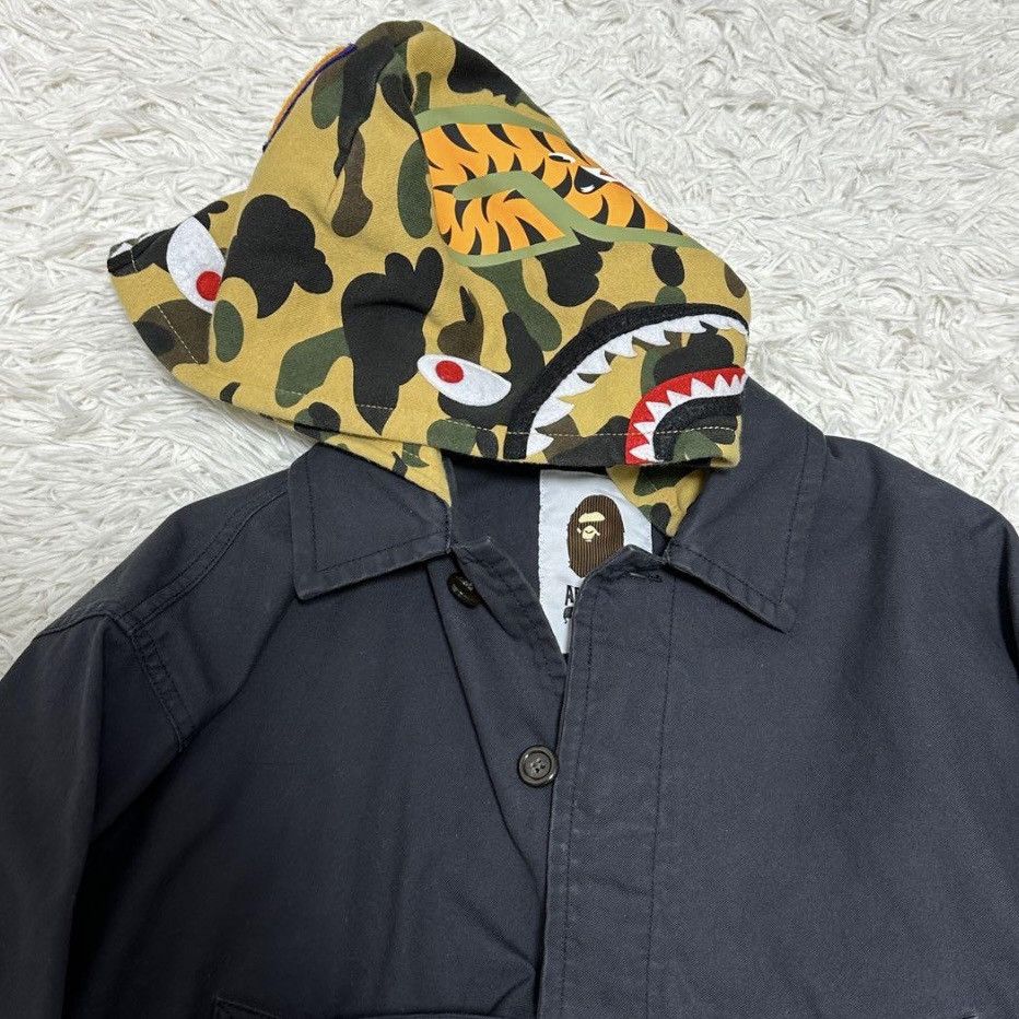 Bape 1st Camo Shark Hoodie Jacket Size ONE SIZE - 3 Thumbnail