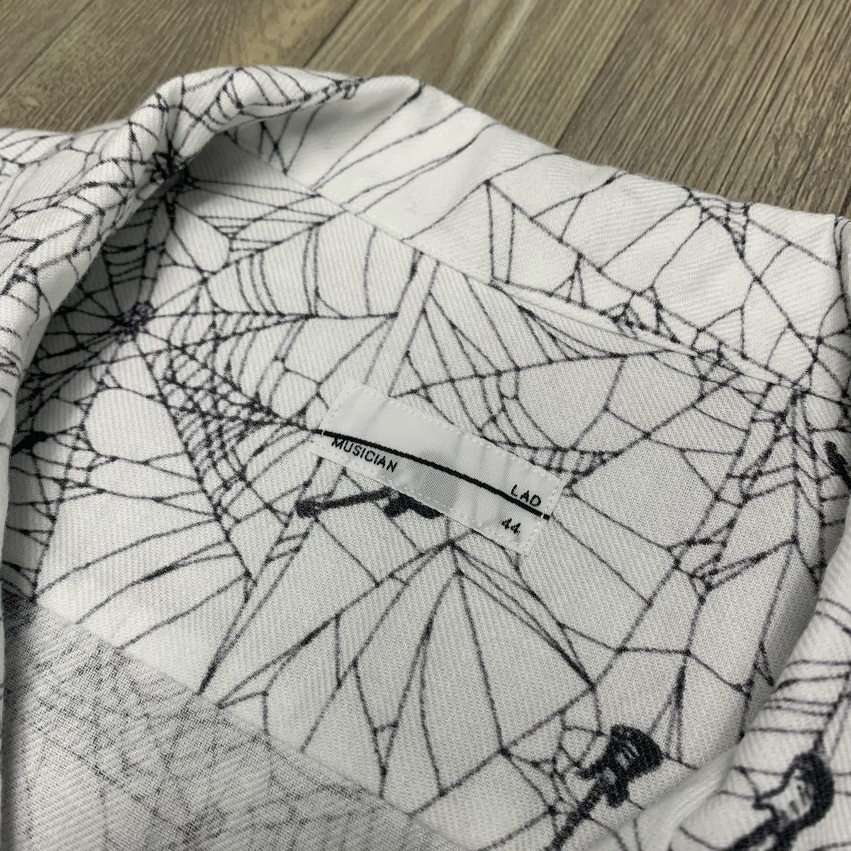 Lad Musician Lad Musician Guitar Spider Web Button Up Shirt – SS12 Size US S / EU 44-46 / 1 - 3 Thumbnail