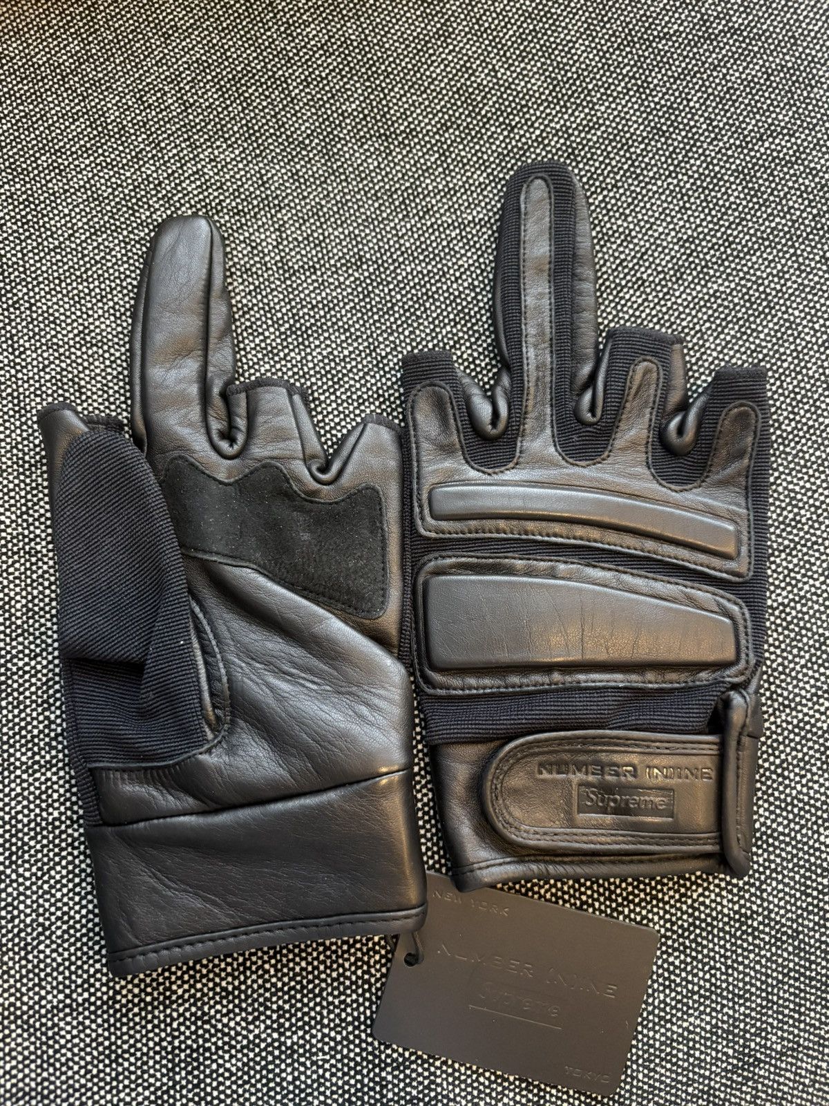Number (N)ine Fingerless Gloves | Grailed
