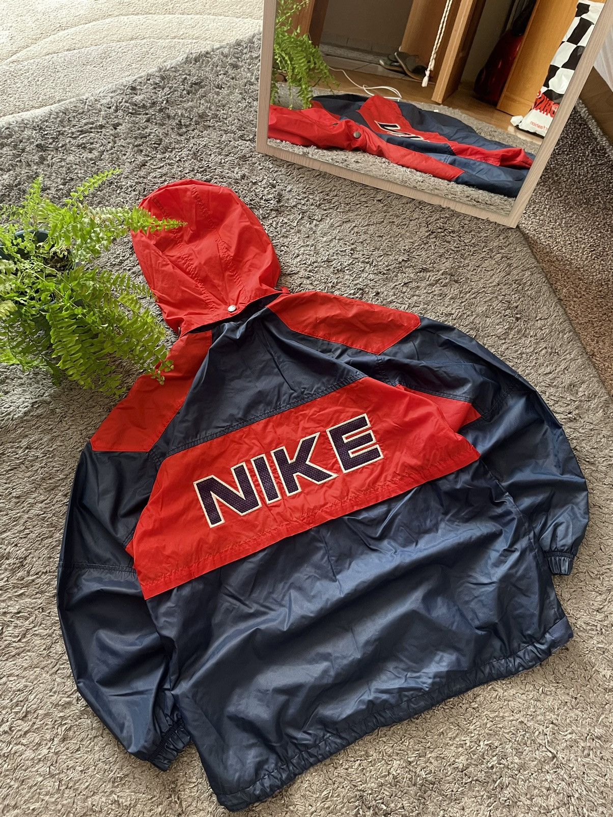 Nike × Vintage 90s Nike Vintage Light Jacket Streetwear Big Logo Swoosh Size US L / EU 52-54 / 3 - 2 Thumbnail