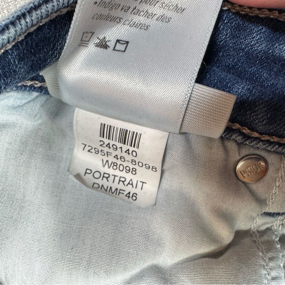 Paige PAIGE Shelby Low-Rise Crop Flared Jeans In Portrait Size 26 Size 26" / US 2 / IT 38 - 8 Thumbnail