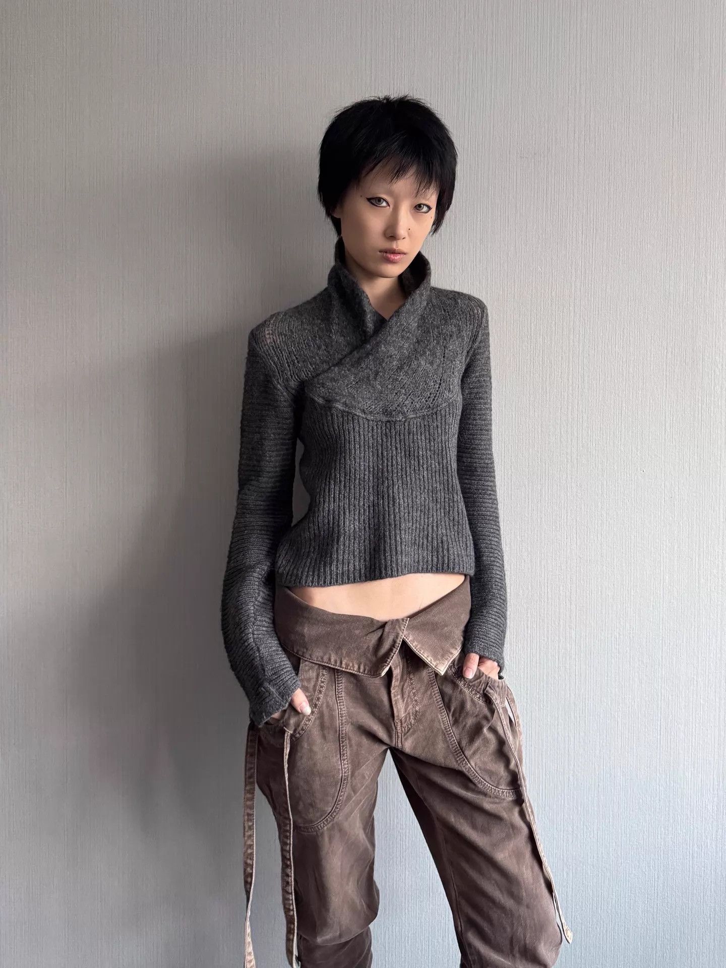 Armani Armani Jeans Vintage Wool Stand Collar WC LS ShortSweater S Size S / US 4 / IT 40 - 2 Thumbnail