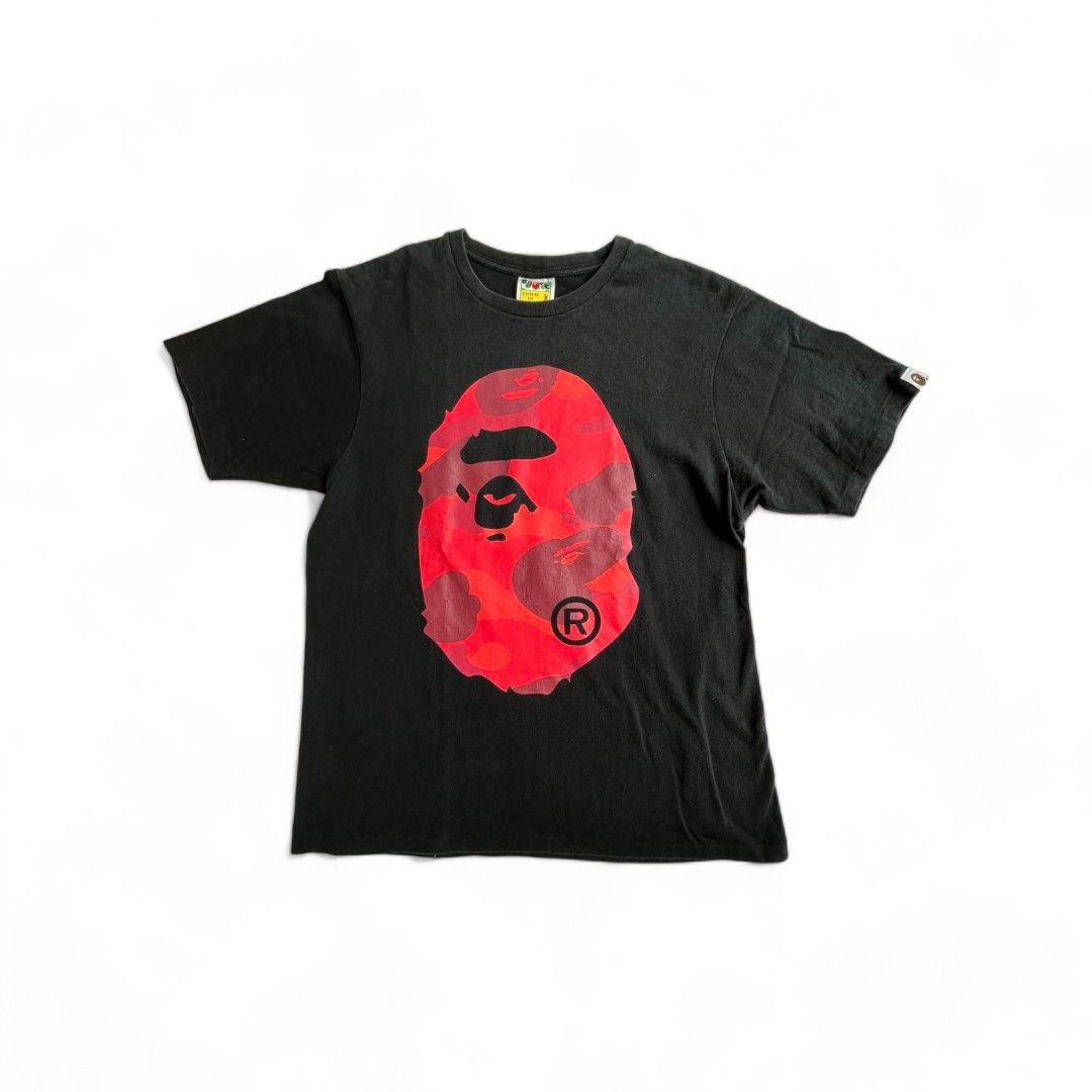 A Bathing Ape (BAPE) Bapehead Camo T-Shirt Black Red