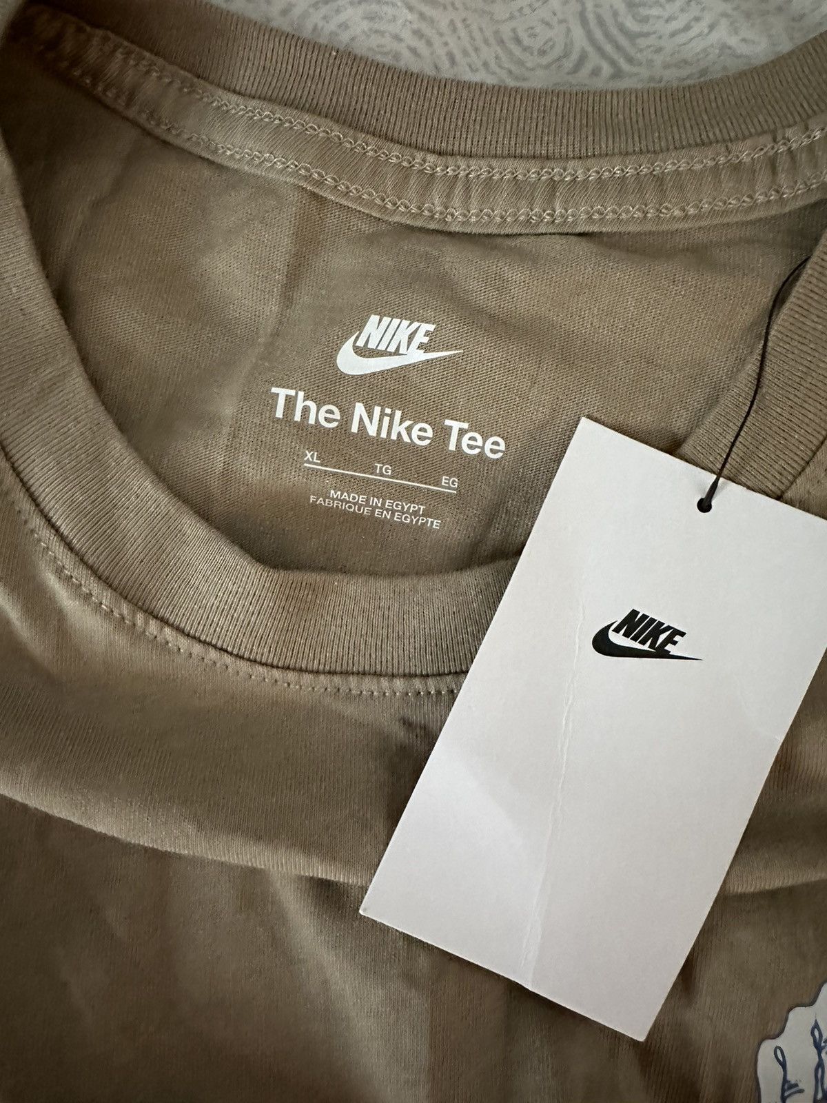 Nike Nike Crystal Ball T-shirt Brown Size US XL / EU 56 / 4 - 3 Thumbnail