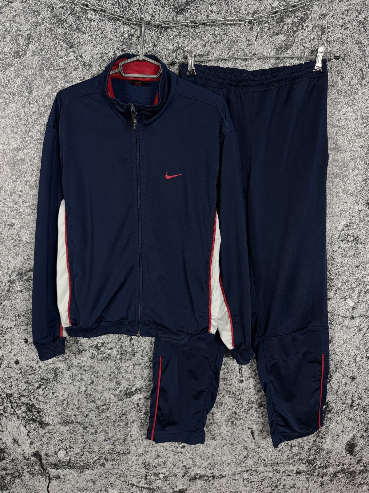 Nike Nike Vintage Track Suit Sportswear Swoosh Logo 90s Size M Size US M / EU 48-50 / 2 - 1 Thumbnail