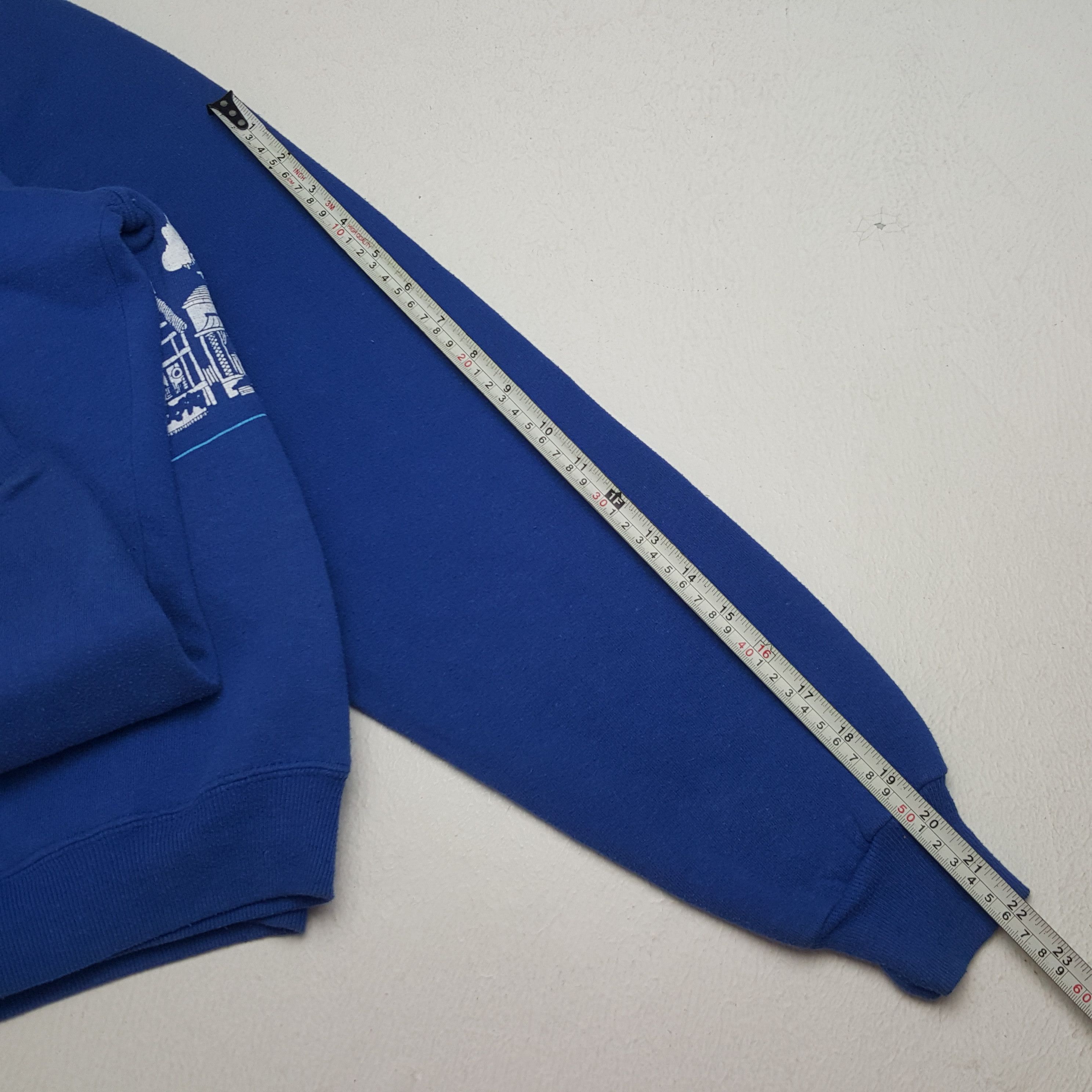 Vintage Vintage 90's Caramell-By-The -Sea Streetwear Sweatshirt Size US M / EU 48-50 / 2 - 9 Thumbnail
