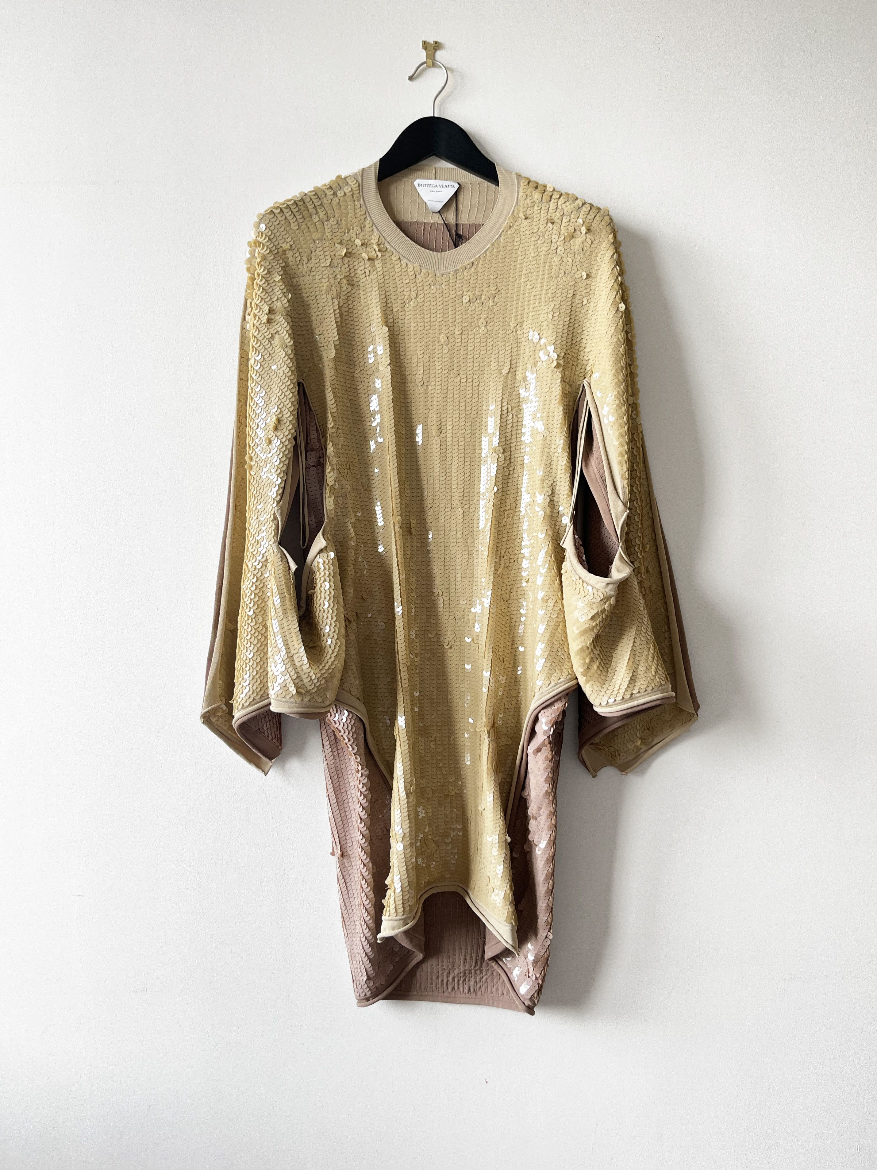Bottega Veneta Bottega Veneta FW2020 Sequins batwing dress Size XS / US 0-2 / IT 36-38 - 3 Thumbnail