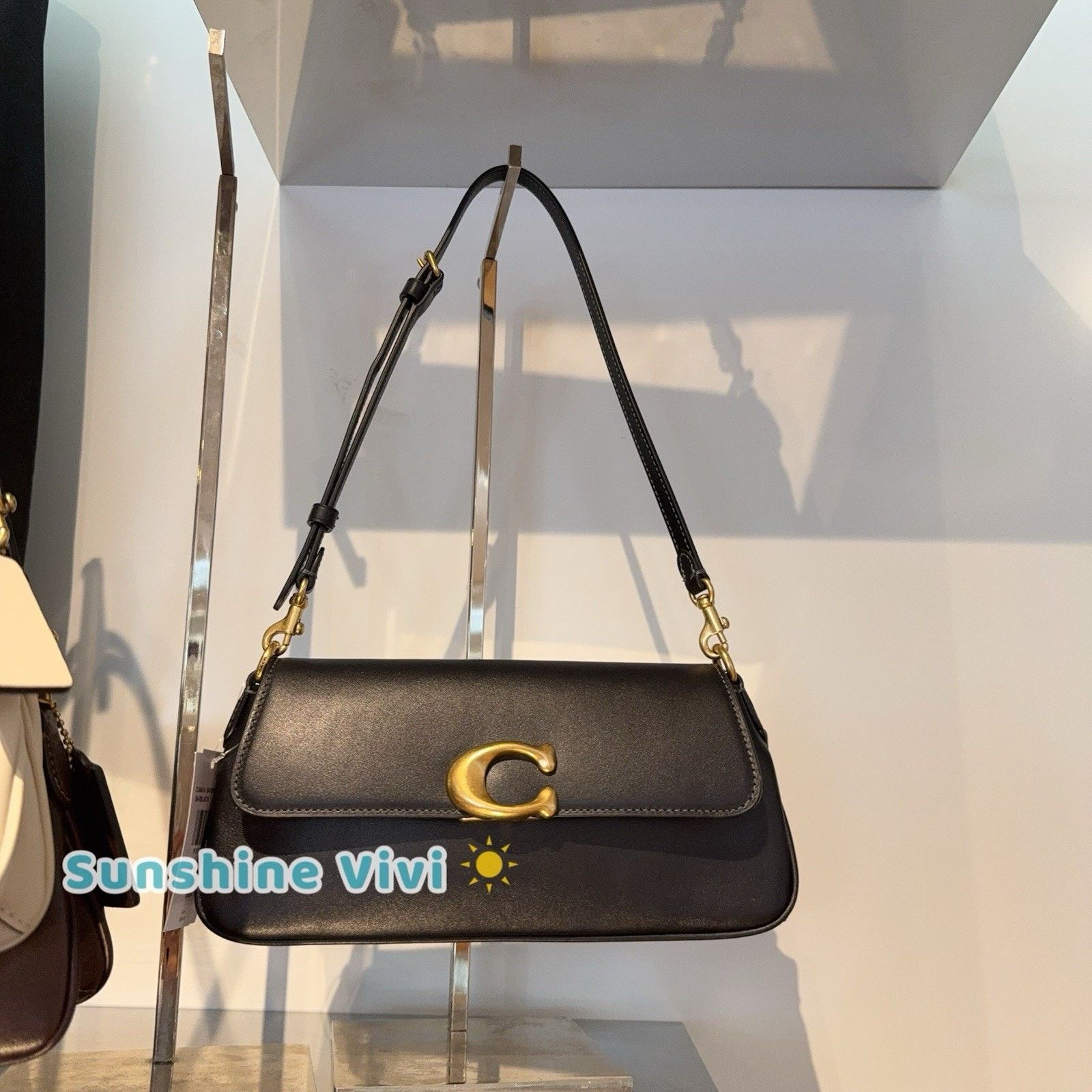 Coach NWT COACH CAM16 Jet Shoulder Bag Refined Calf Leather Black Size ONE SIZE - 6 Thumbnail