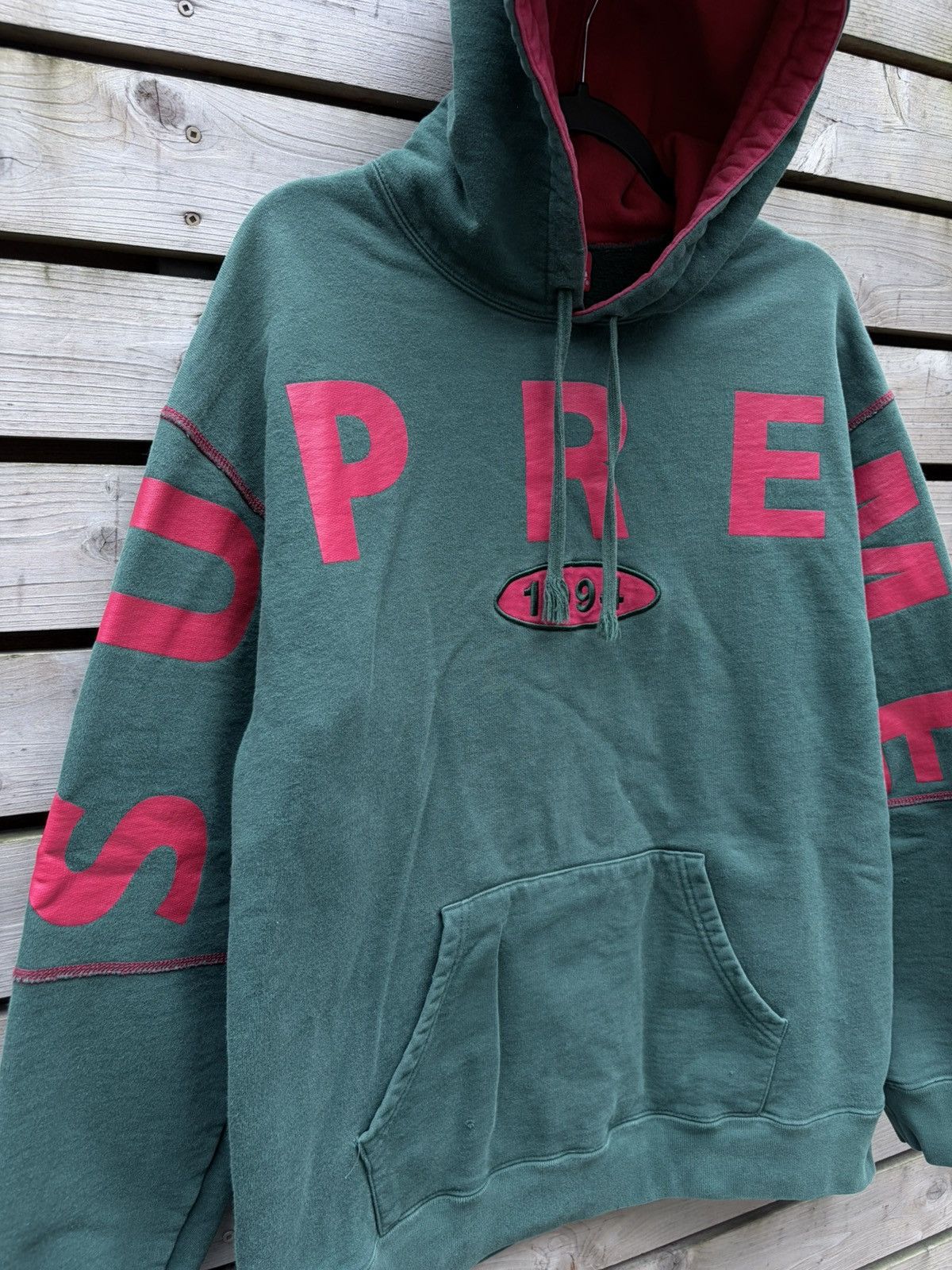 Supreme Supreme Spread Logo Hoodie Sweatshirt Size Lage Size US L / EU 52-54 / 3 - 3 Thumbnail
