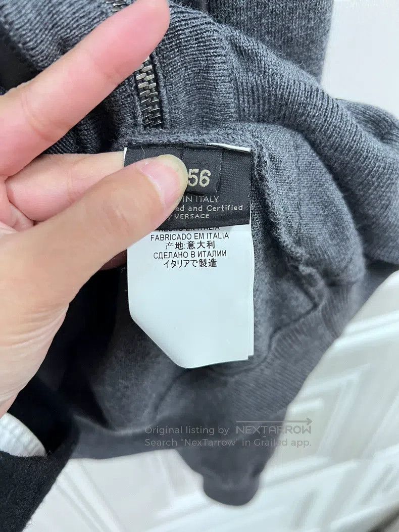 Other Versace Knitted jacket with one piece of fur Size US XL / EU 56 / 4 - 4 Thumbnail