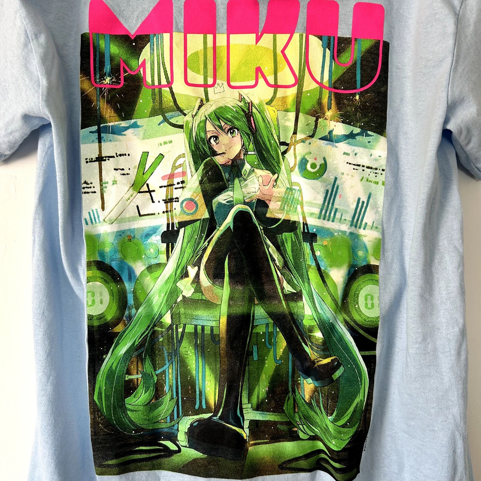 Anime NWT Hatsune Miku leek shirt Size US M / EU 48-50 / 2 - 2 Thumbnail