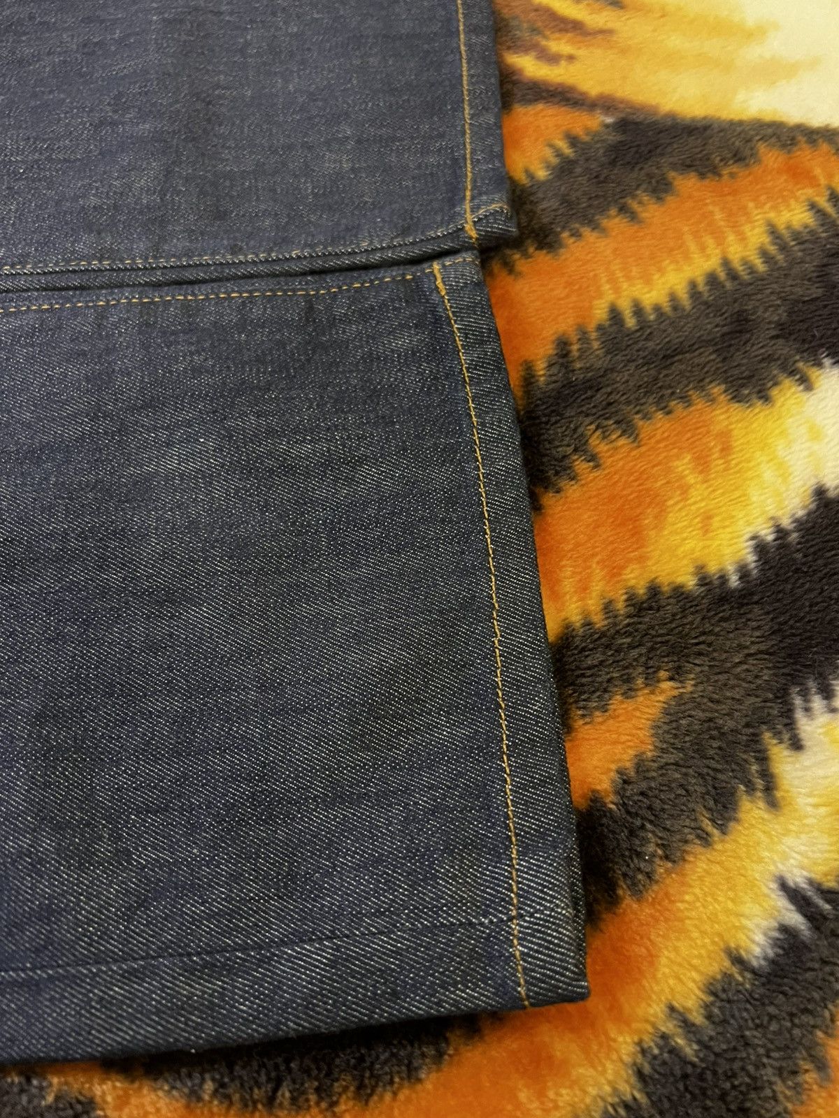 Peter Millar New with Tags Peter Millar Jeans MSRP: $158 Size US 34 / EU 50 - 6 Thumbnail