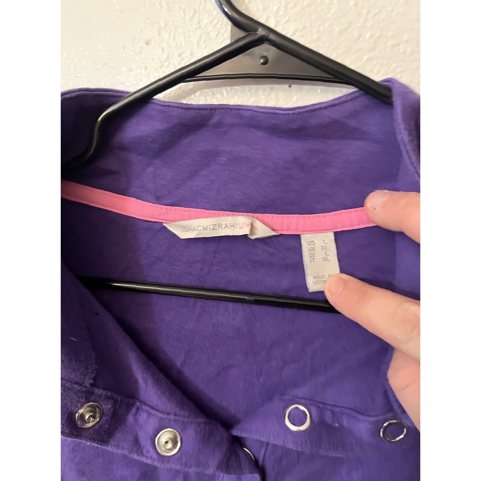 Isaac Mizrahi Isaac Mizrahi Live! Pullover in Soft Purple V-Neck Button Knit Cotton Blend Long Sleeve L Purple Womens Sweater Size L / US 10 / IT 46 - 2 Thumbnail