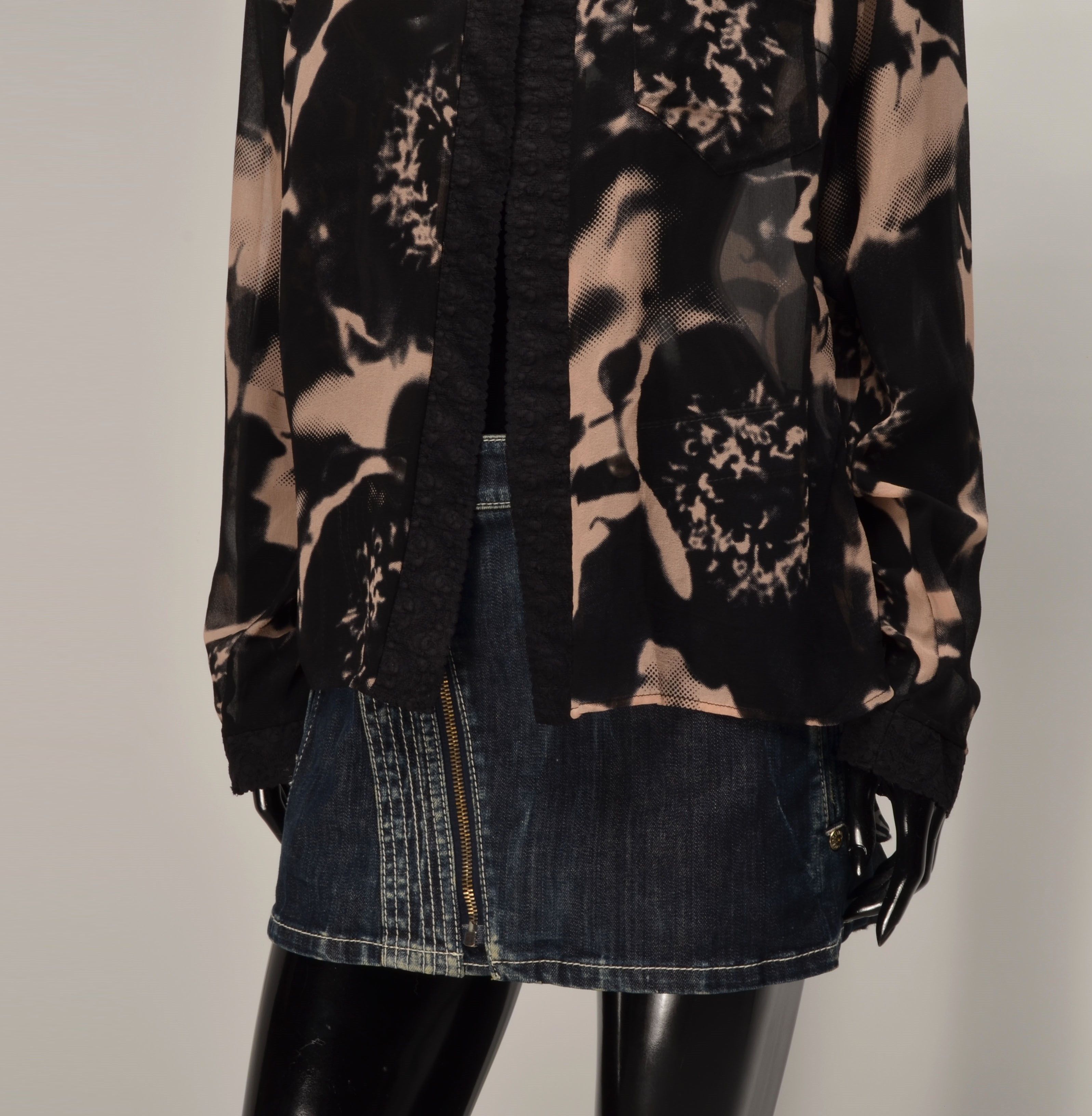 H&M Karl Lagerfeld for H&M Silk Long Sleeve Open Shirt Blouse Size M / US 6-8 / IT 42-44 - 3 Thumbnail