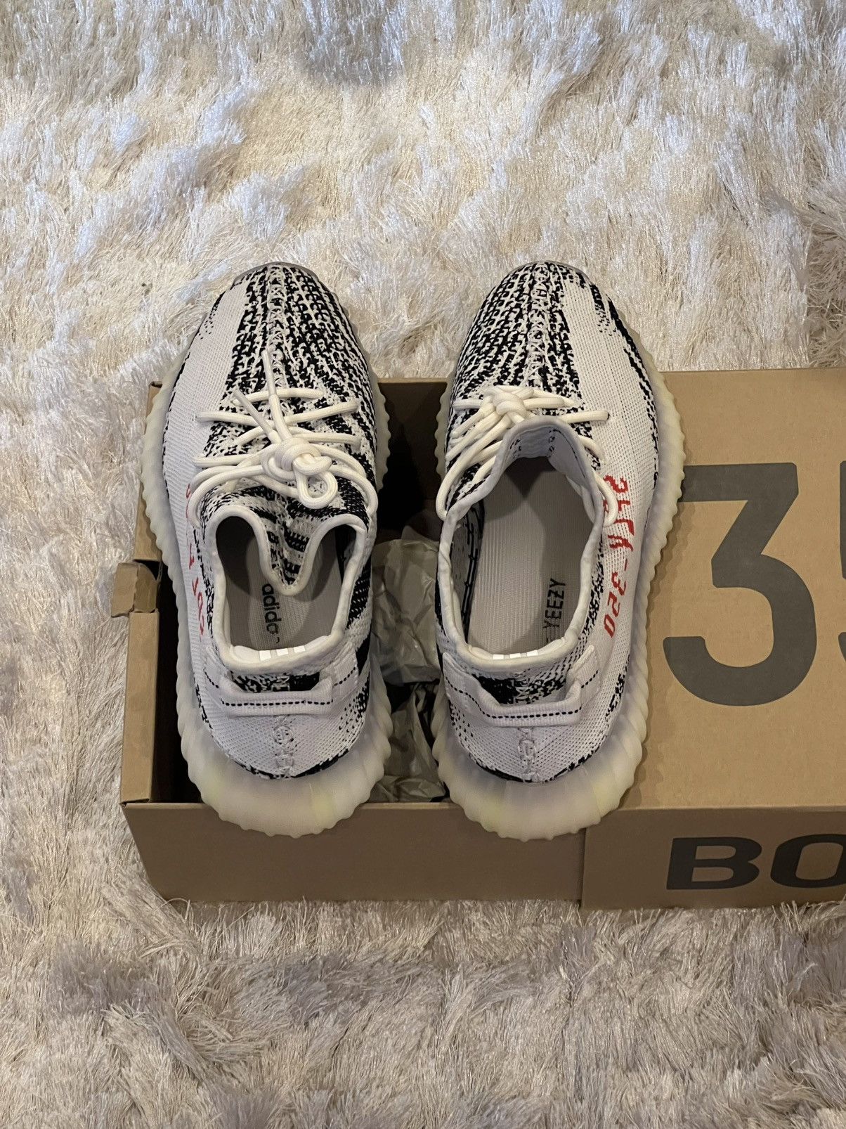 Adidas Yeezy Boost 350 V2 Zebra Size US 10 / EU 43 - 7 Thumbnail