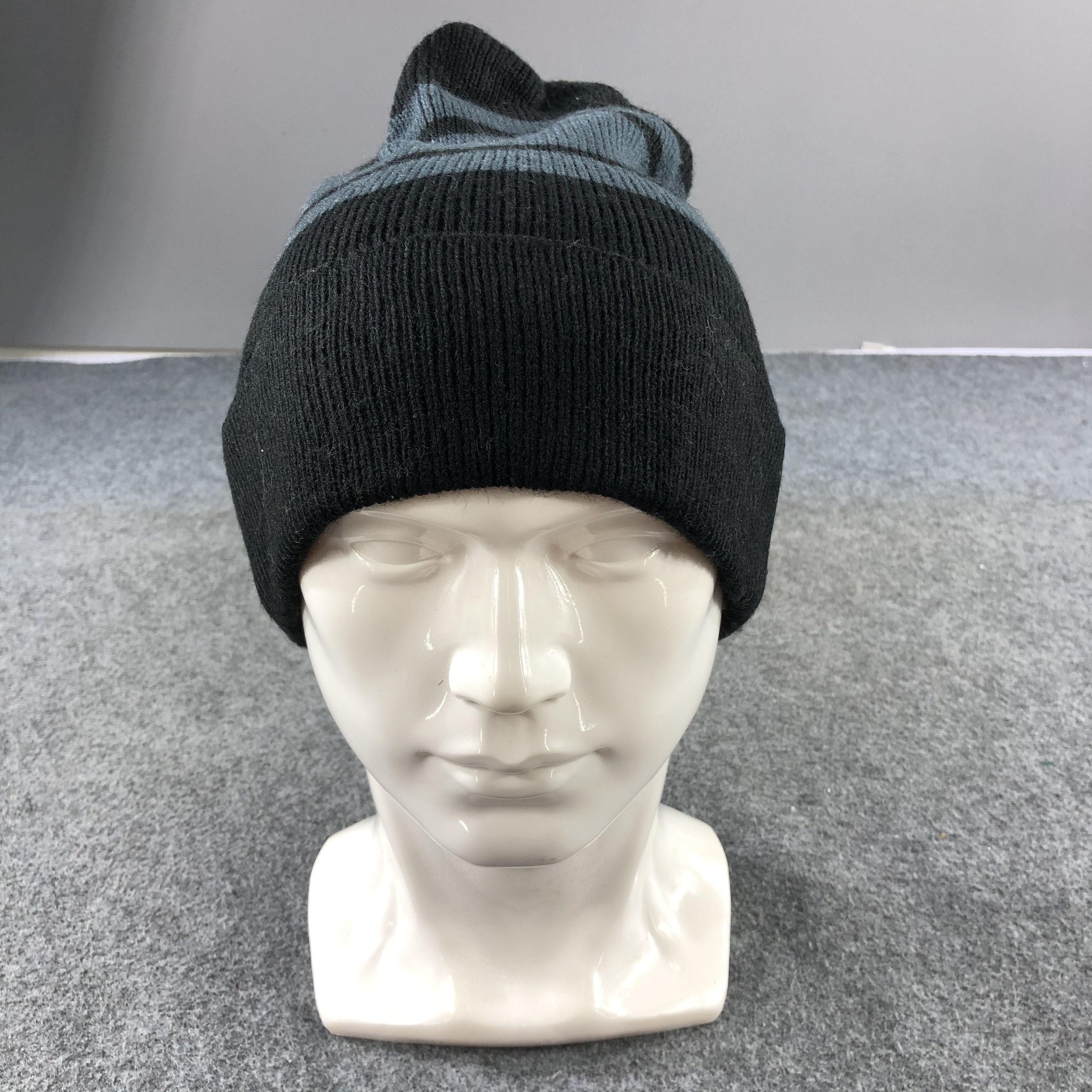 image of Vintage x Winter Session Point Square Beanie Snowcap Snow Hat B440, Men's