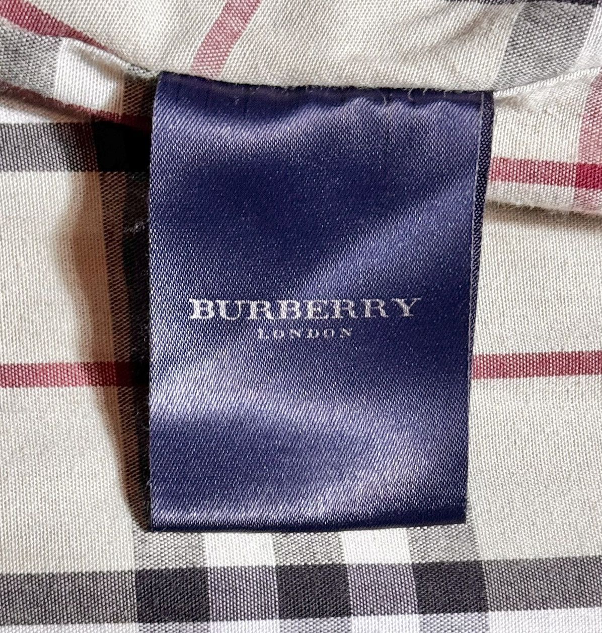 Burberry × Vintage Vintage Women’s Burberry London Nova Check Coat Size 34 Size XXS / US 00 / IT 34 - 18 Thumbnail