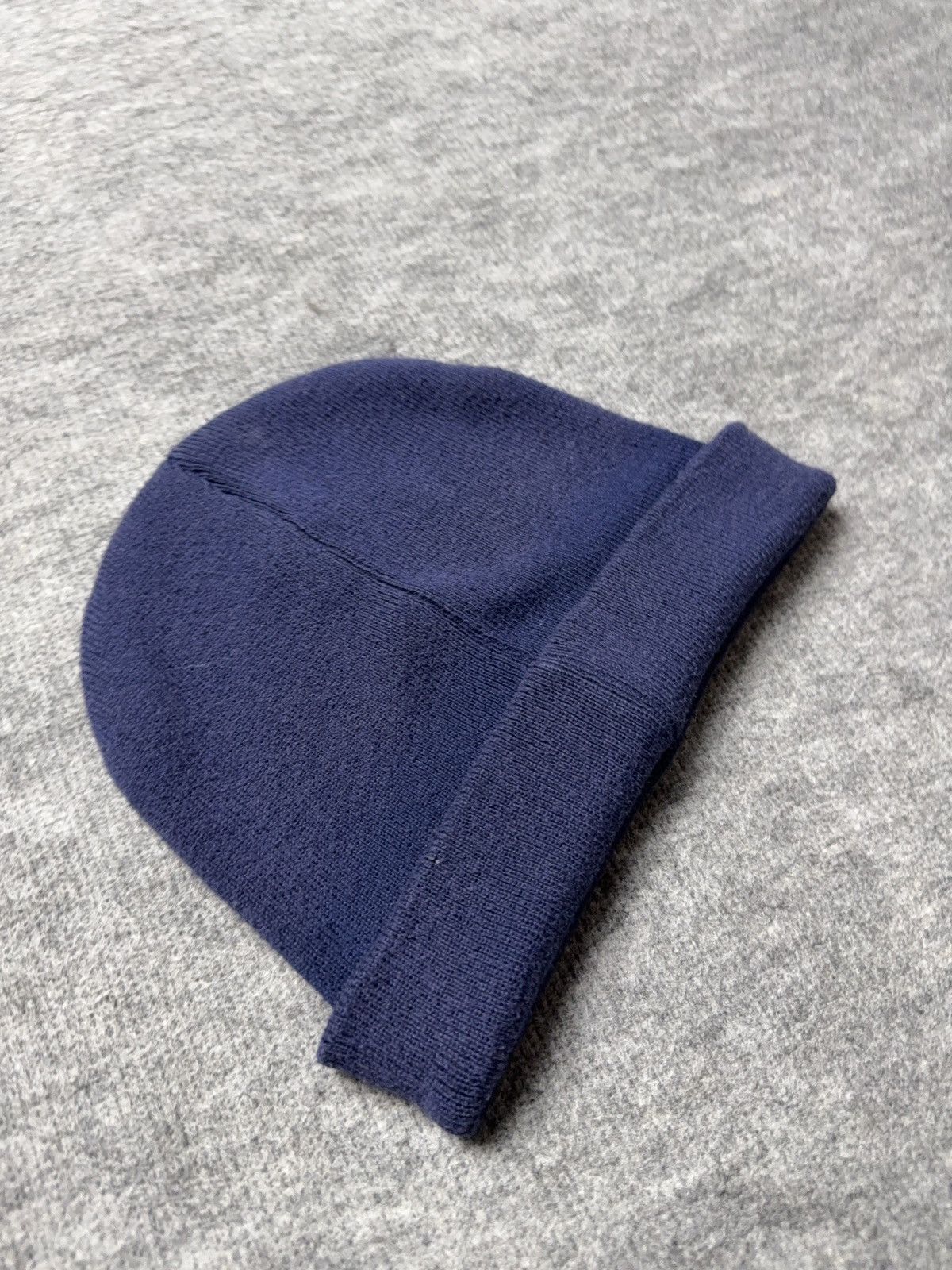 Vintage 00s Retro FC Basel Logo Beanie Faded Navy Knit Football Hat Size ONE SIZE - 3 Thumbnail