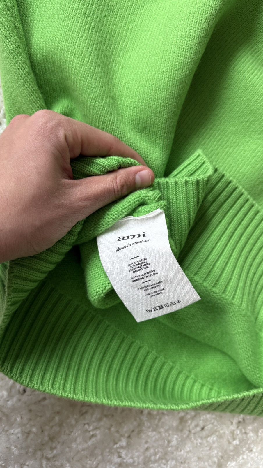 AMI Ami Sweater *LIMITED COLOR - Medium Size US M / EU 48-50 / 2 - 8 Thumbnail