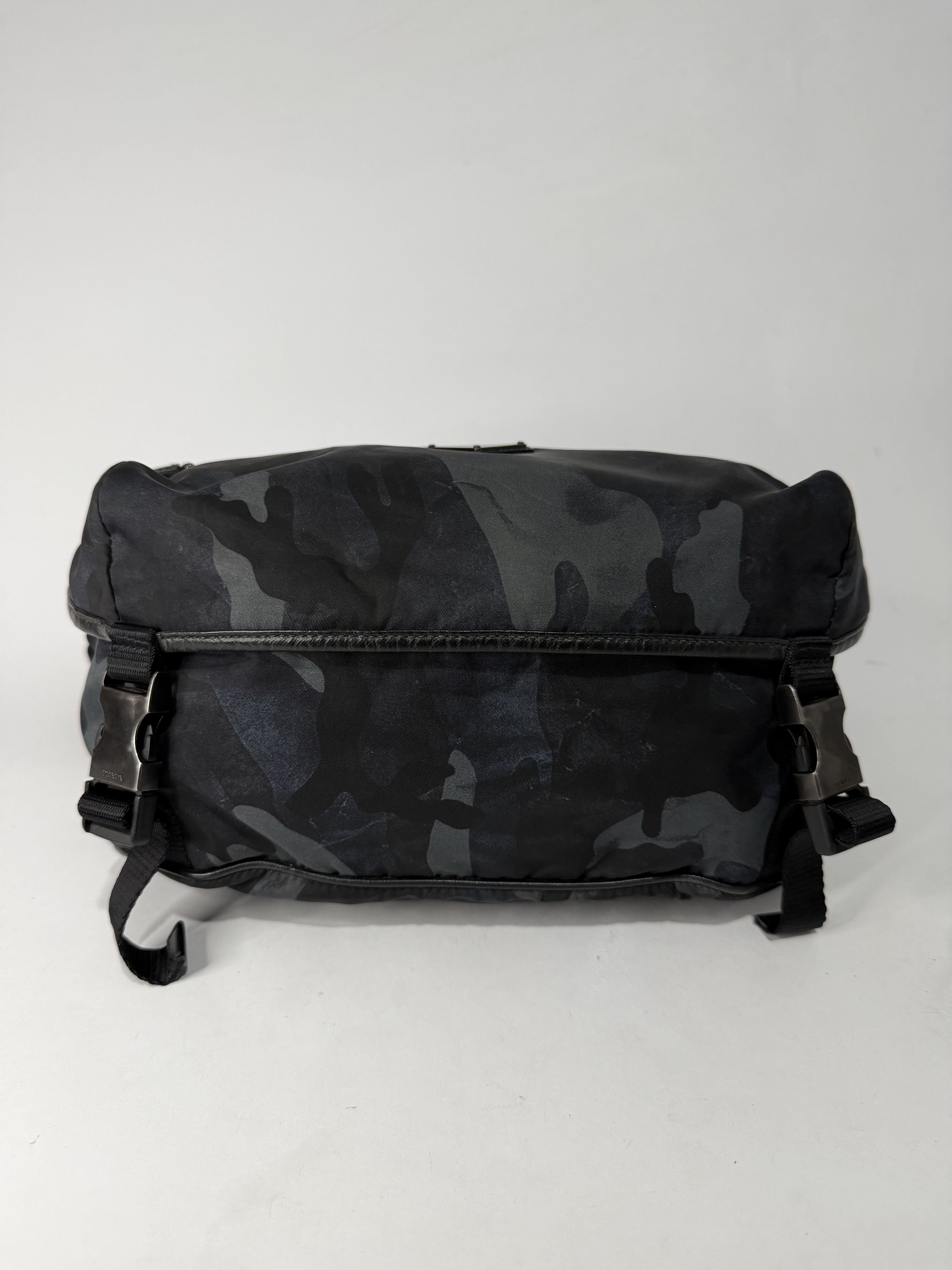 Prada PRADA Tessuto Nylon Camouflage Belt Bag Fumo Size ONE SIZE - 1 Thumbnail