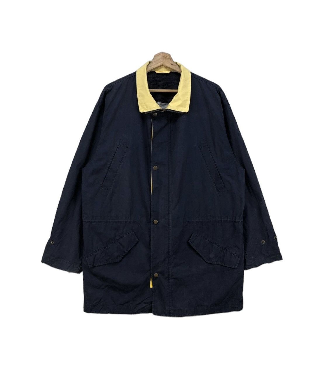 Burberry Vintage Burberry Of London Light Jacket Size L / US 10 / IT 46 - 1 Thumbnail