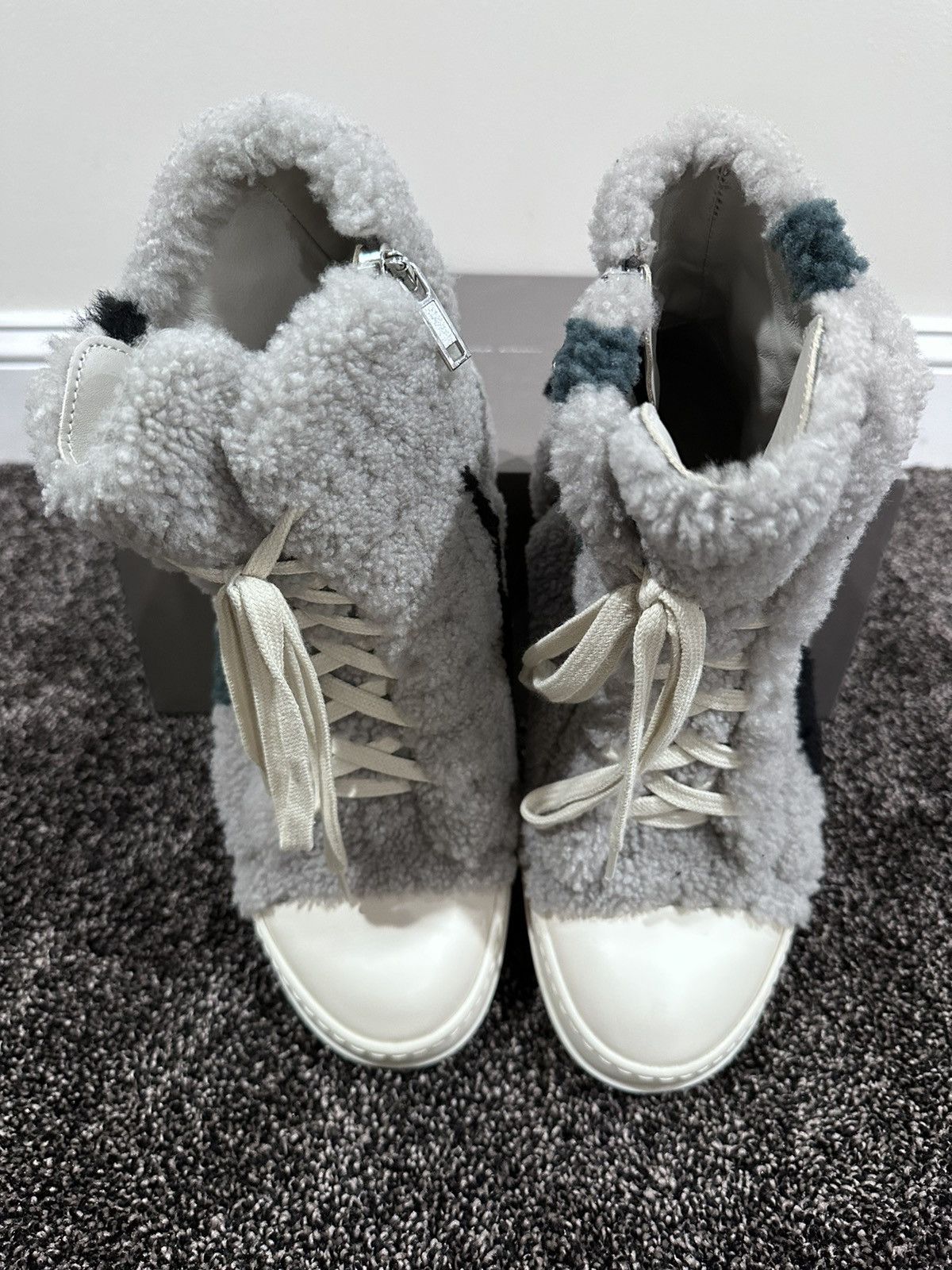 Rick Owens Rick Owens Strobe Shearling Pearl Zebra Ramone High Sneaker Size US 10 / EU 43 - 9 Thumbnail