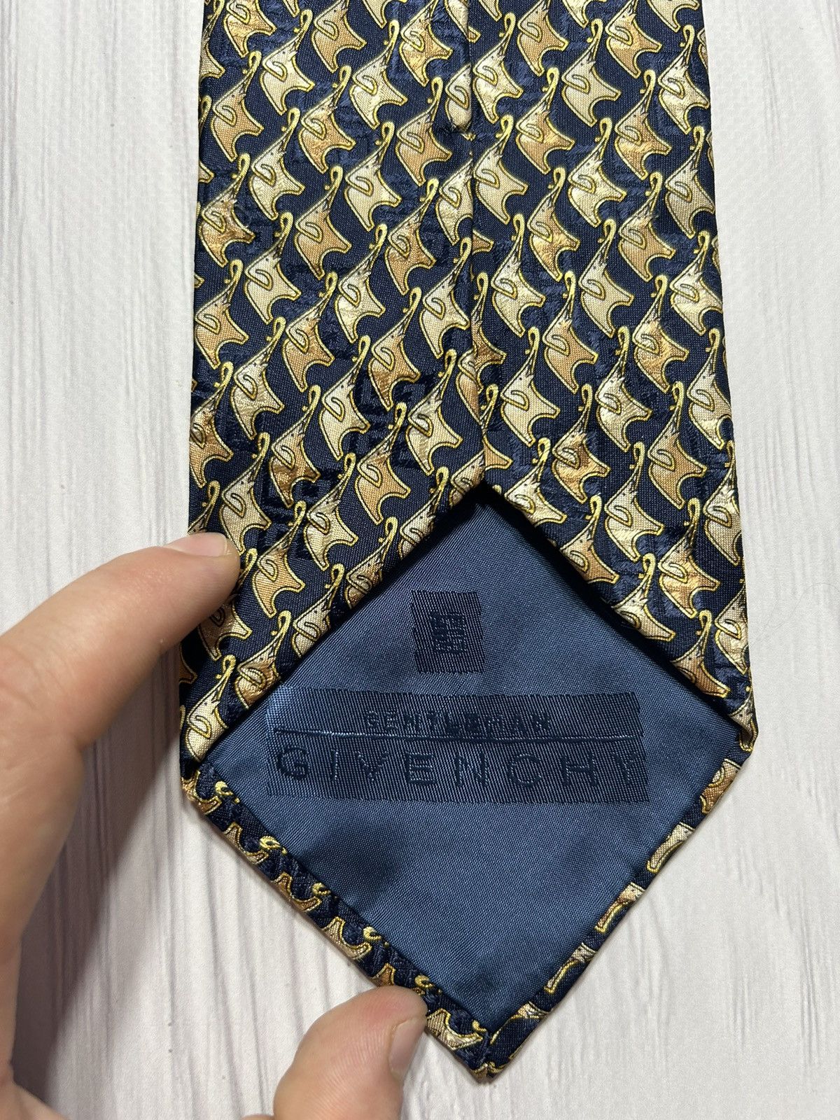 Givenchy × Vintage Rare Givenchy Gentleman Elephants Logo Silk Tie Size ONE SIZE - 8 Thumbnail